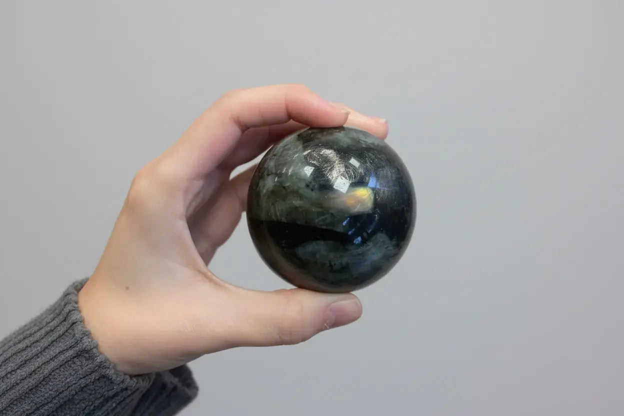 Esfera de labradorita