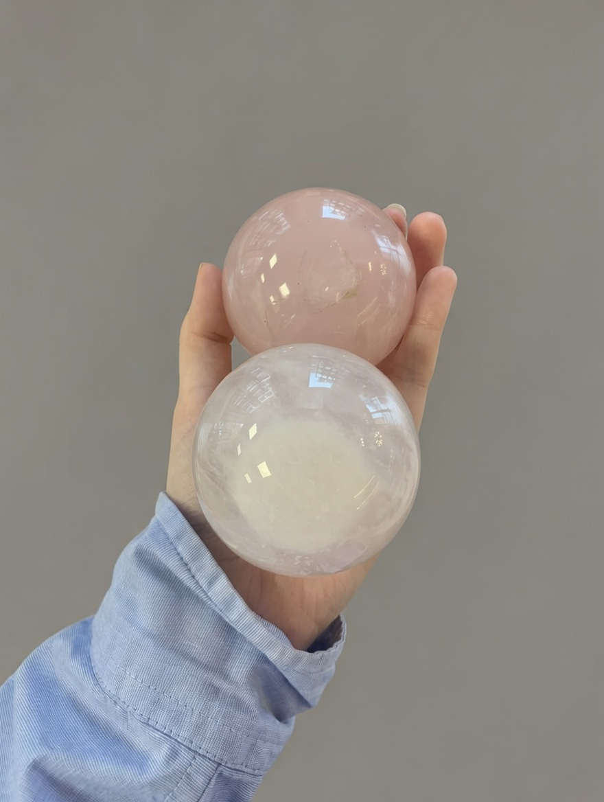 Esferas de cuarzo rosa