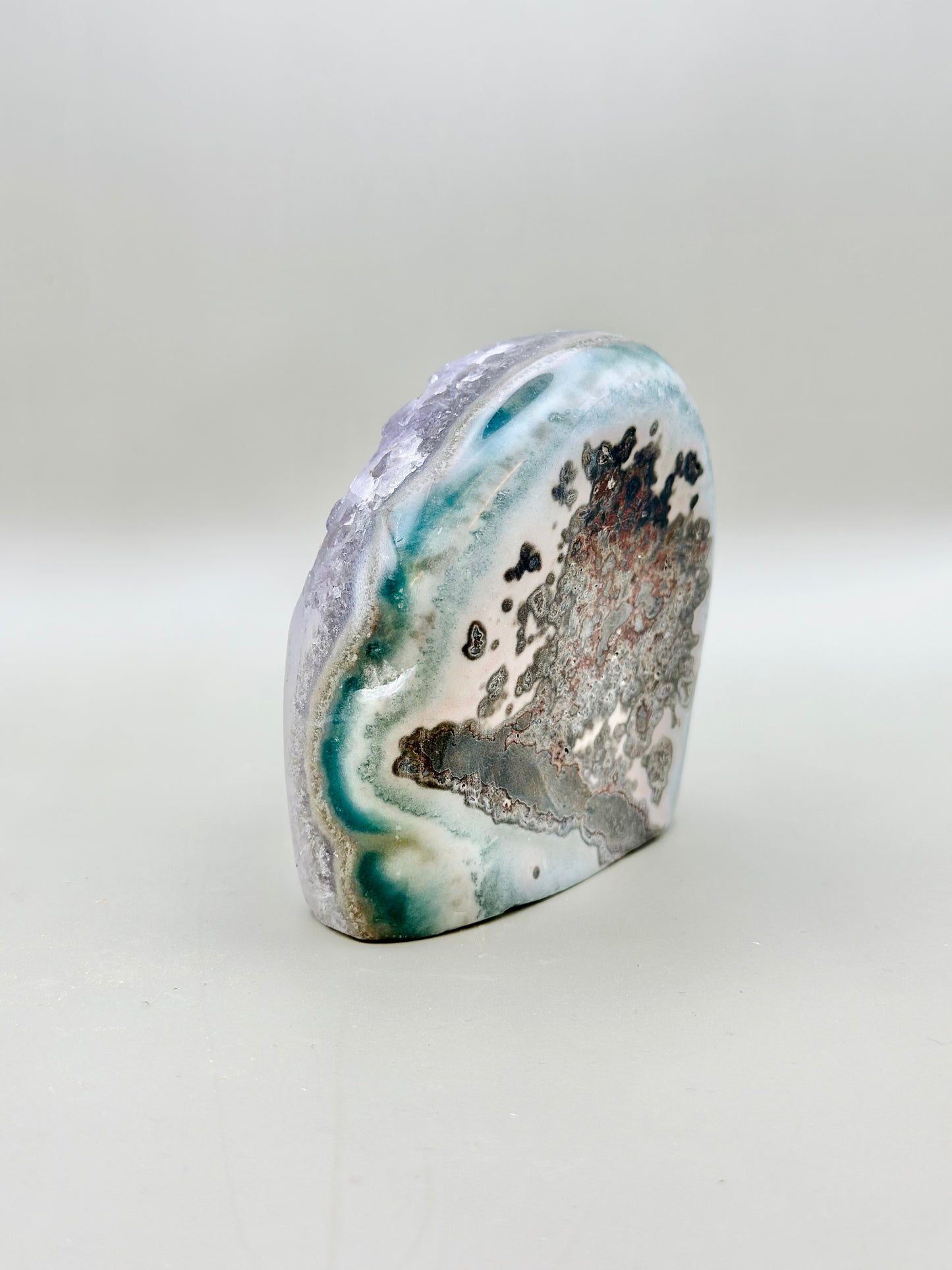 Fragmento de geoda de amatista