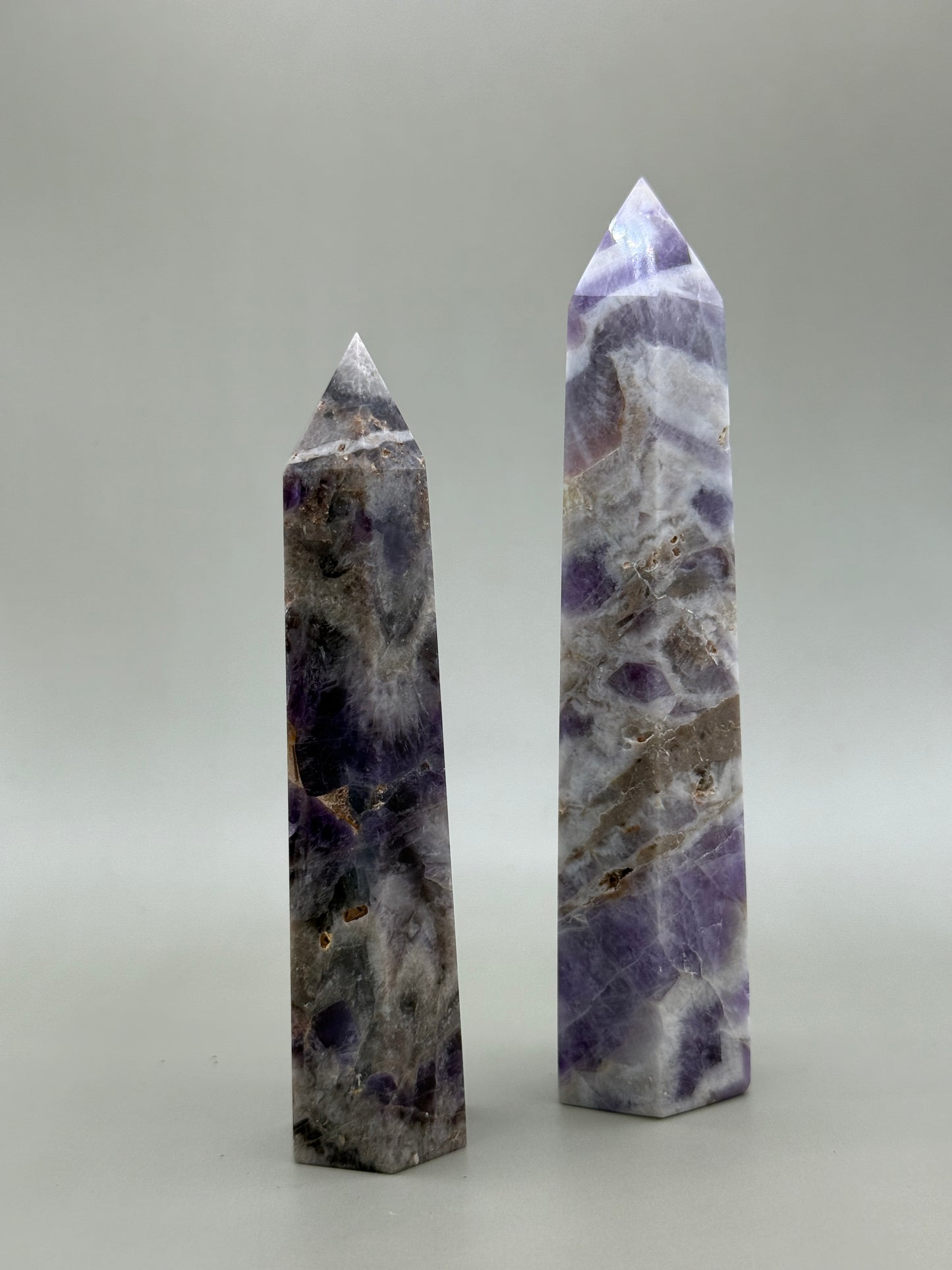 Punta generador de amatista chevron clara