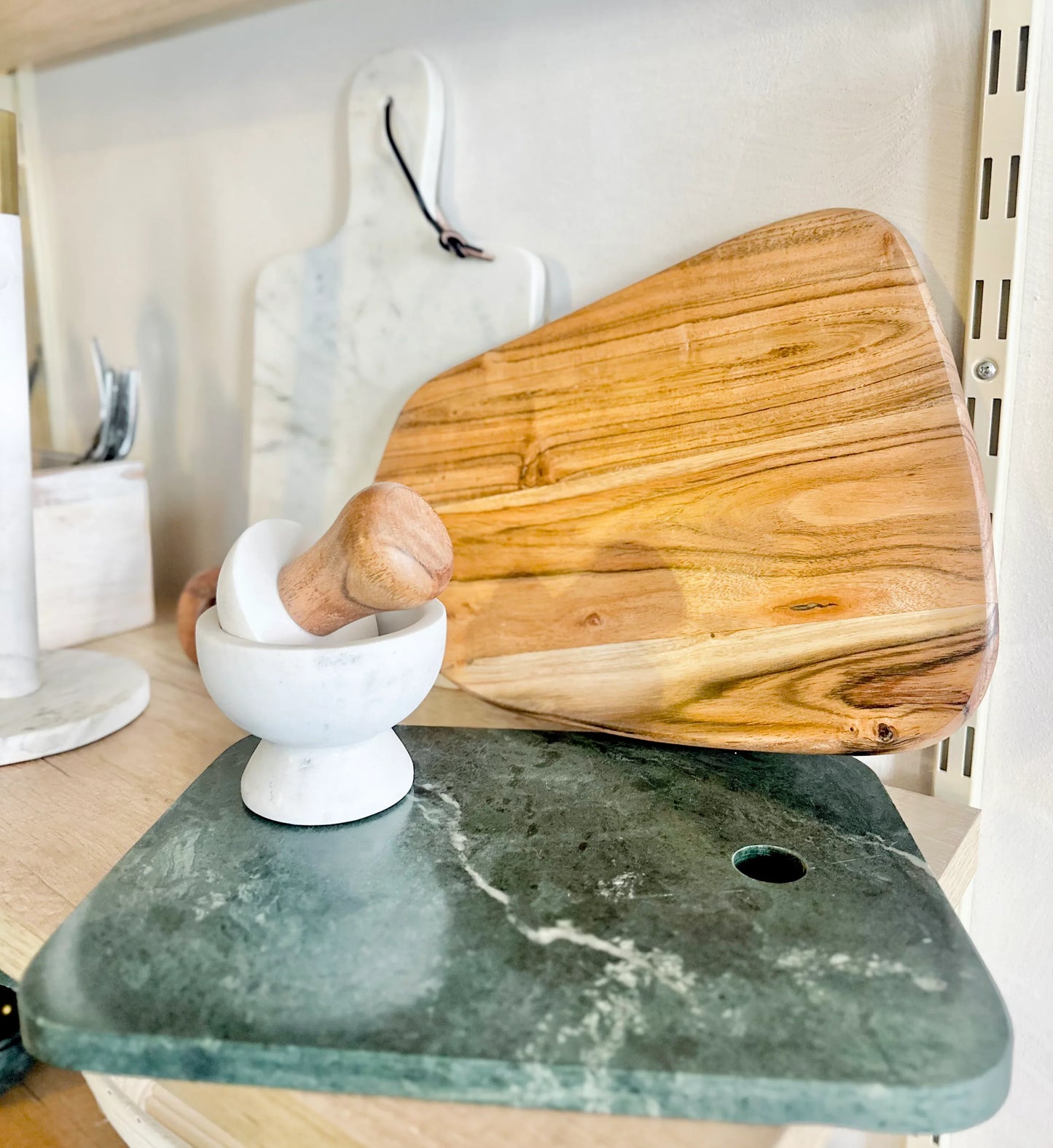 Tabla de corte de marmol verde Canadiense - La Quinta Vidal