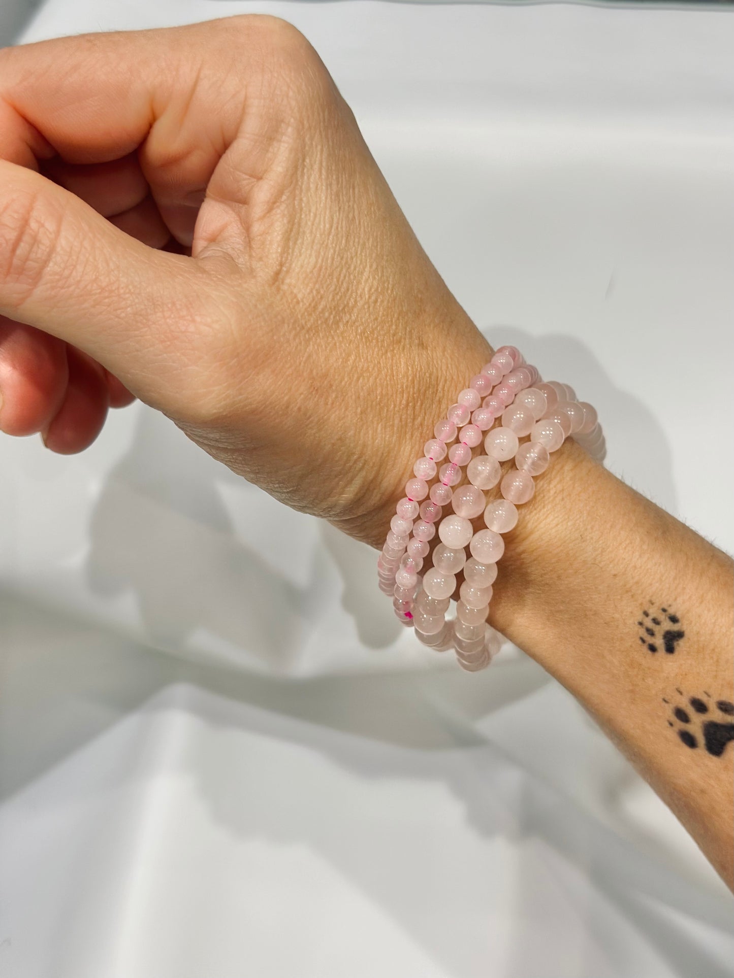 Pulsera de bolas de cuarzo rosa
