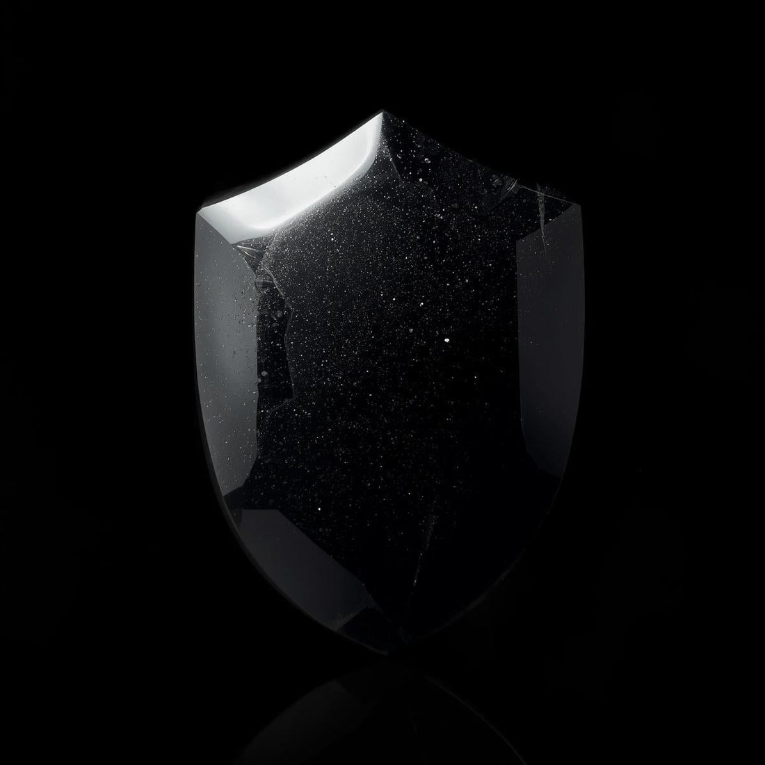 La obsidiana, una piedra esencial para proteger tu energía