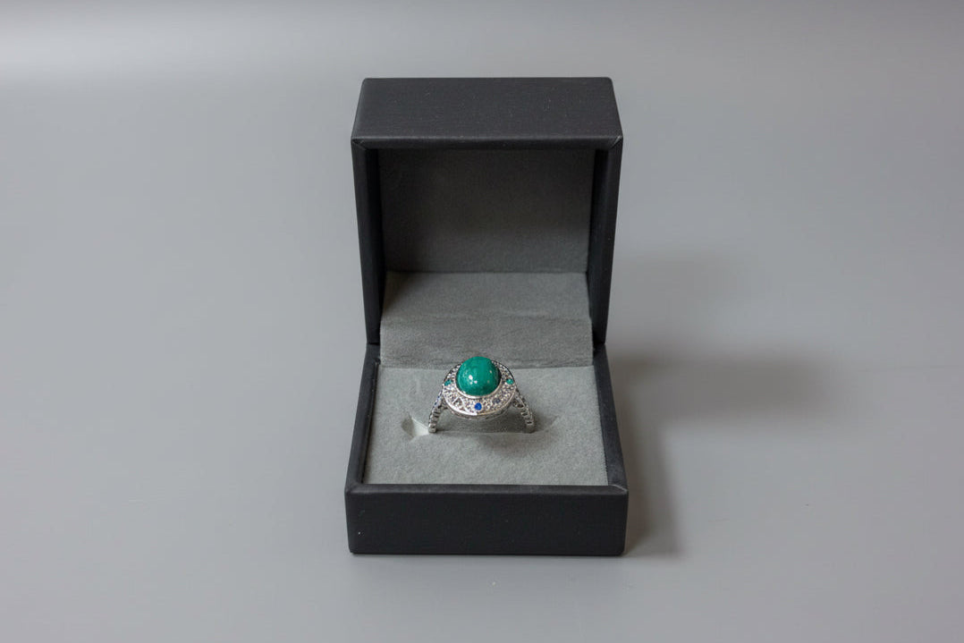 Anillo adaptable de malaquita 