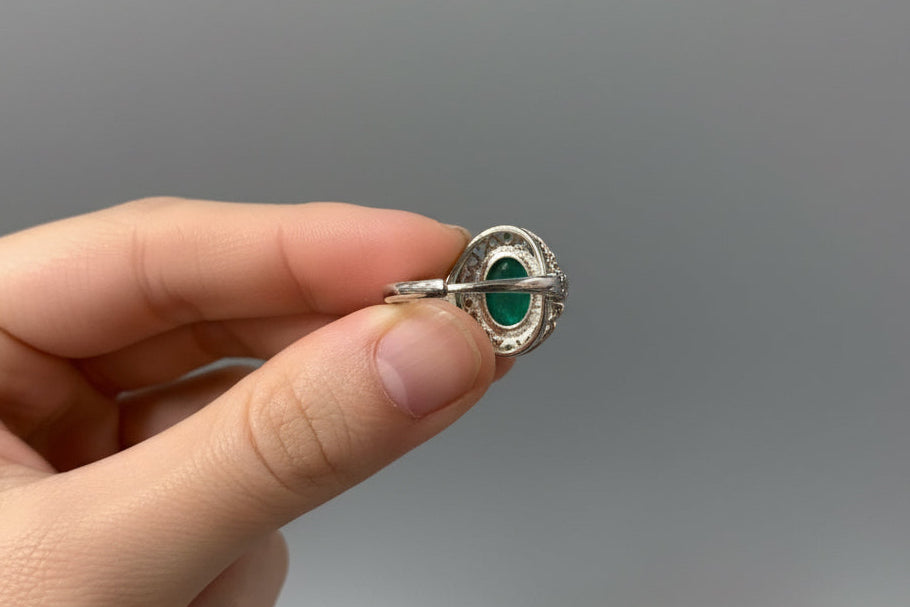 Anillo adaptable de malaquita 