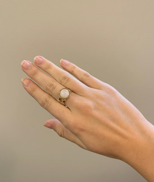 Anillo de cuarzo rosa