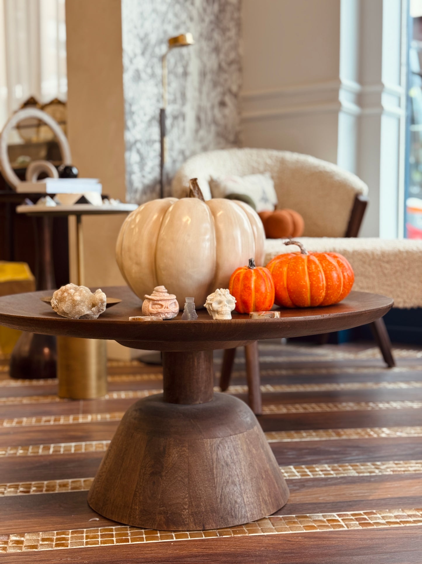 Calabaza de 31 cm en resina beige