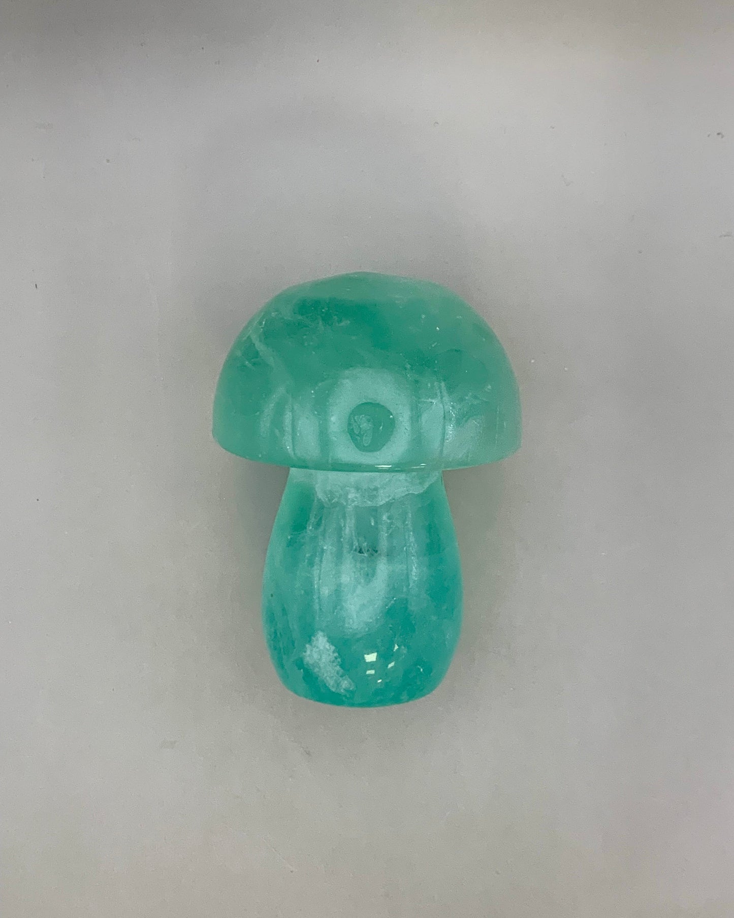 Champiñón de fluorita verde