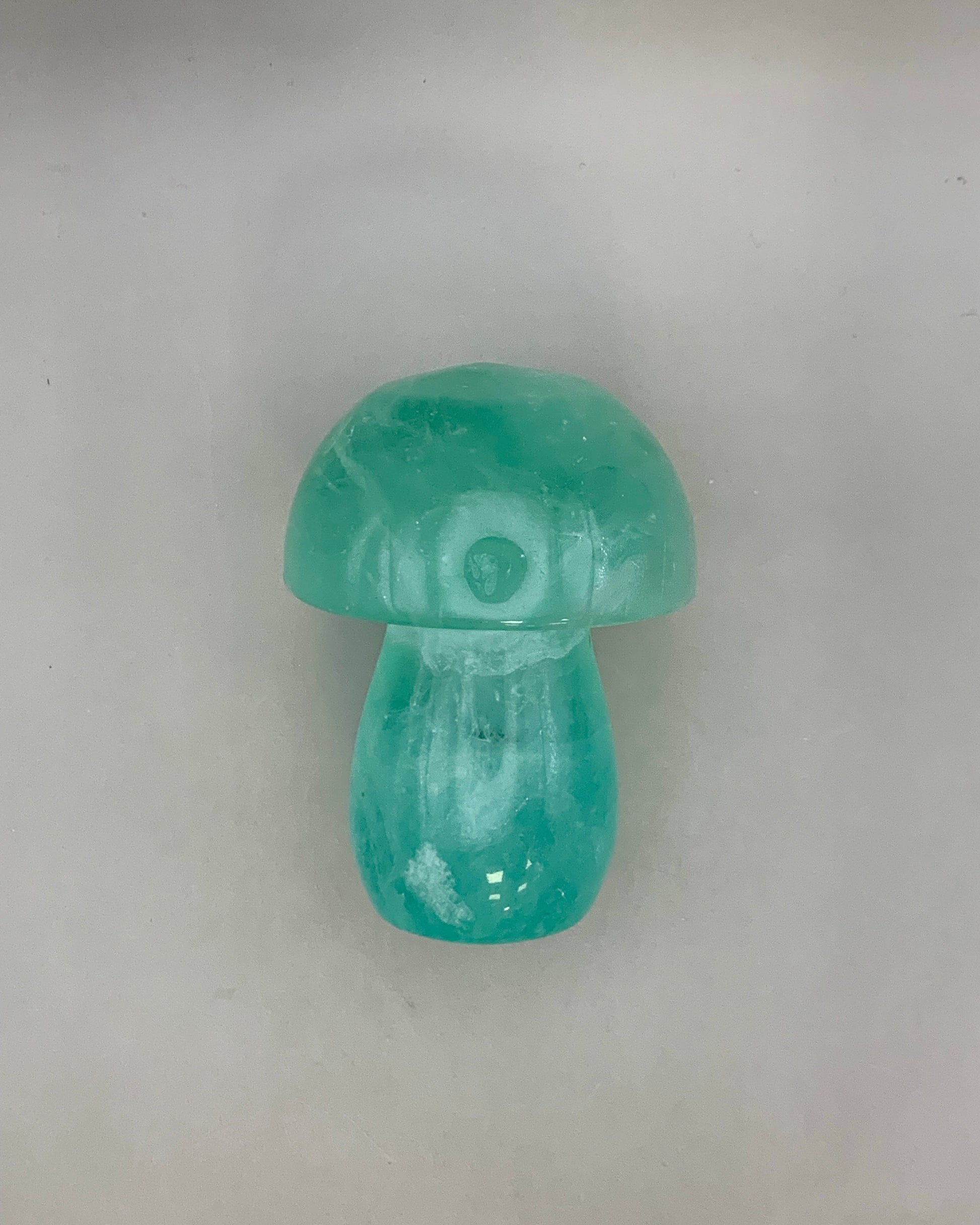 Champiñón de fluorita verde