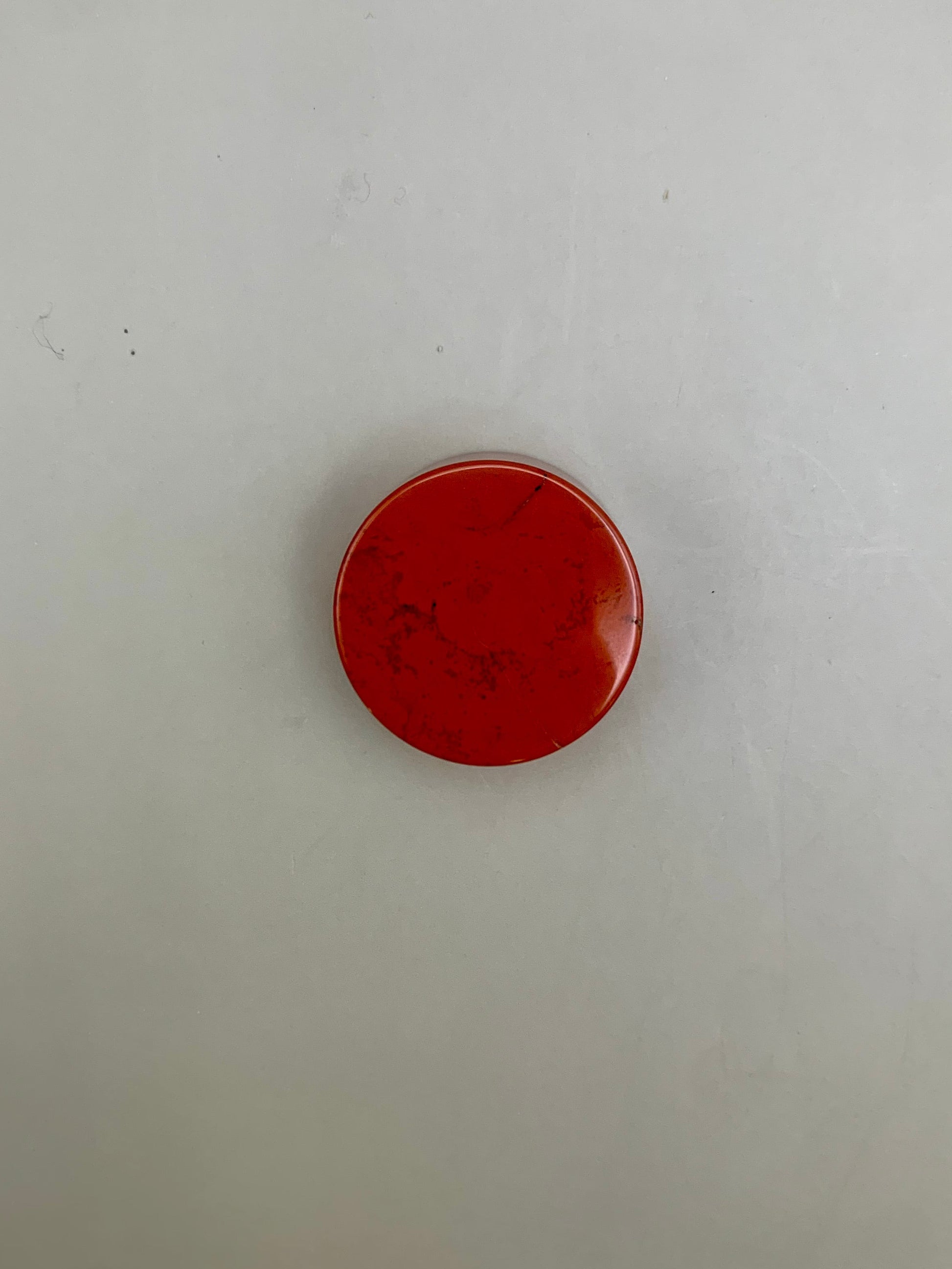 Cilindro de jade rojo 