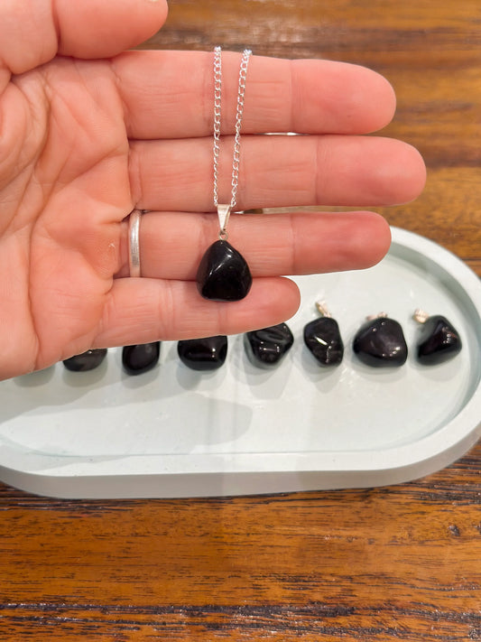 Colgante de Onix rodado con cadena - La Quinta Vidal