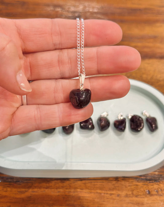 Colgante de Granate rodado con cadena - La Quinta Vidal