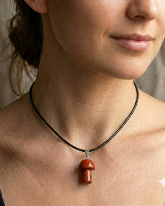 Colgante de jaspe rojo con forma de champiñón