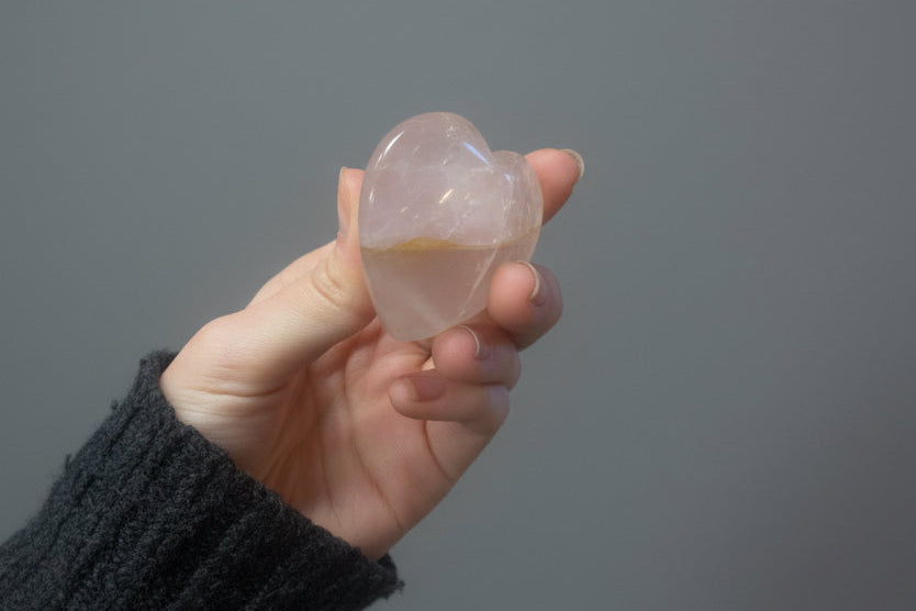 Corazón de cuarzo rosa