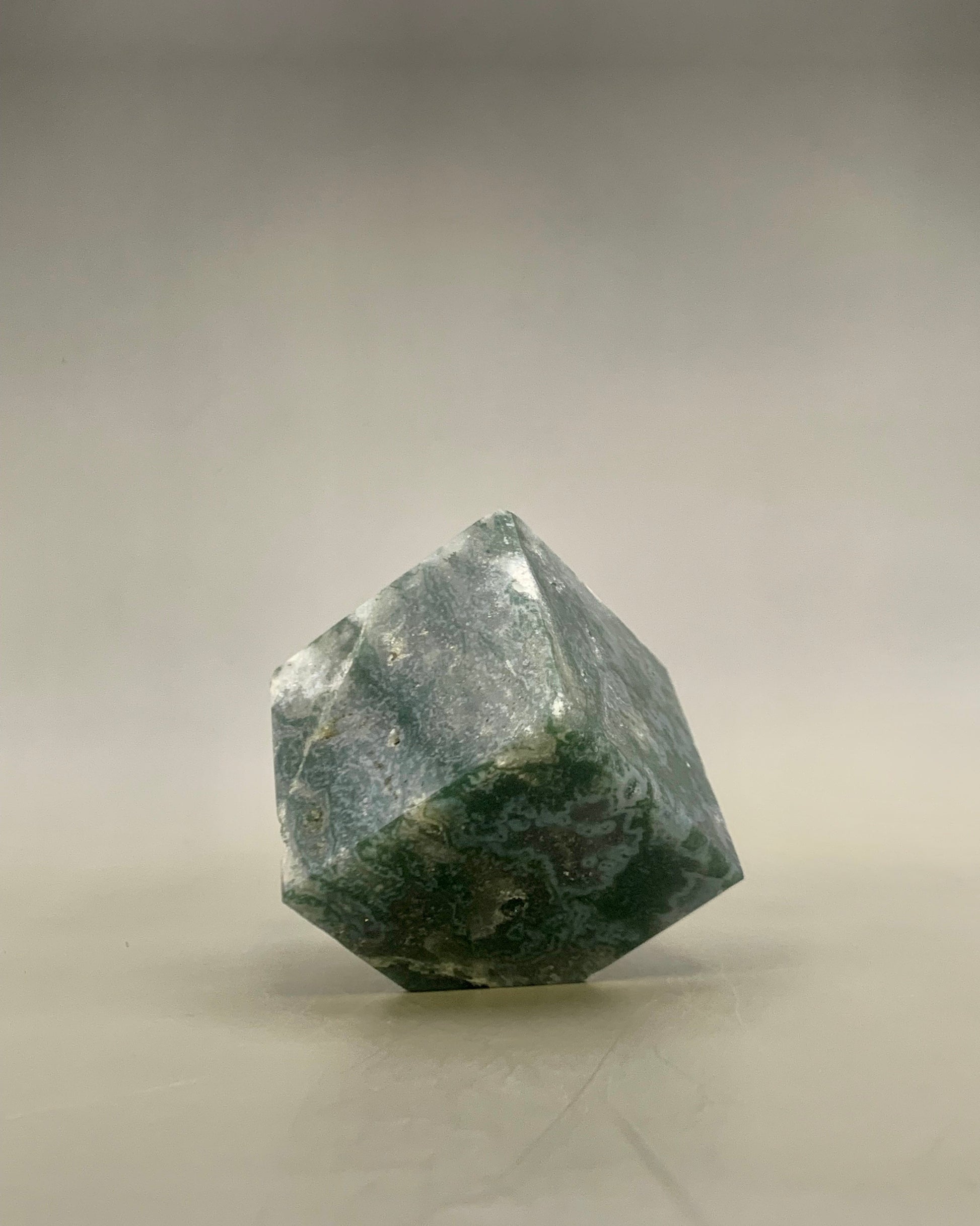 Cubo de ágata musgosa