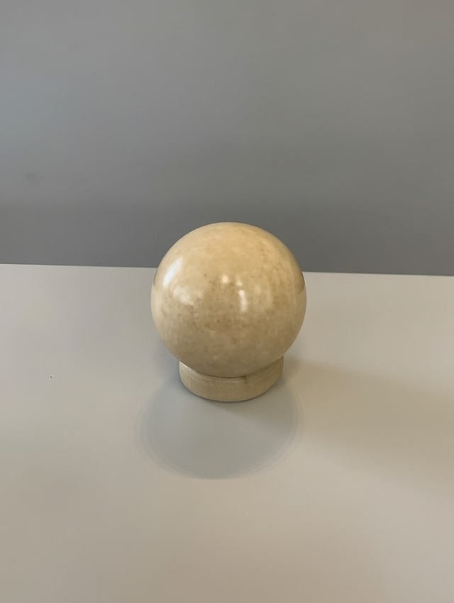 Esfera de jade amarillo