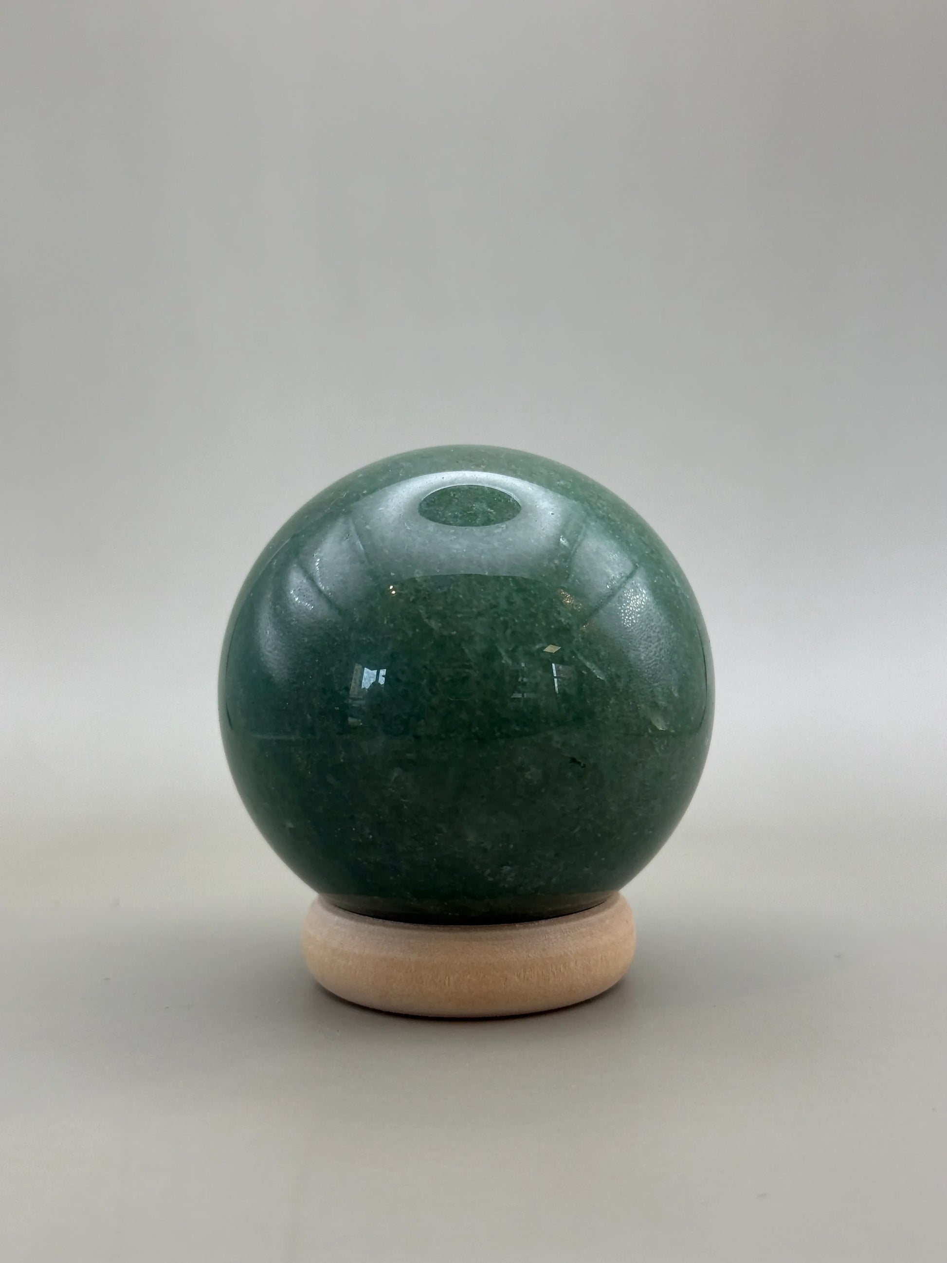 Esfera de Cuarzo Verde - La Quinta Vidal