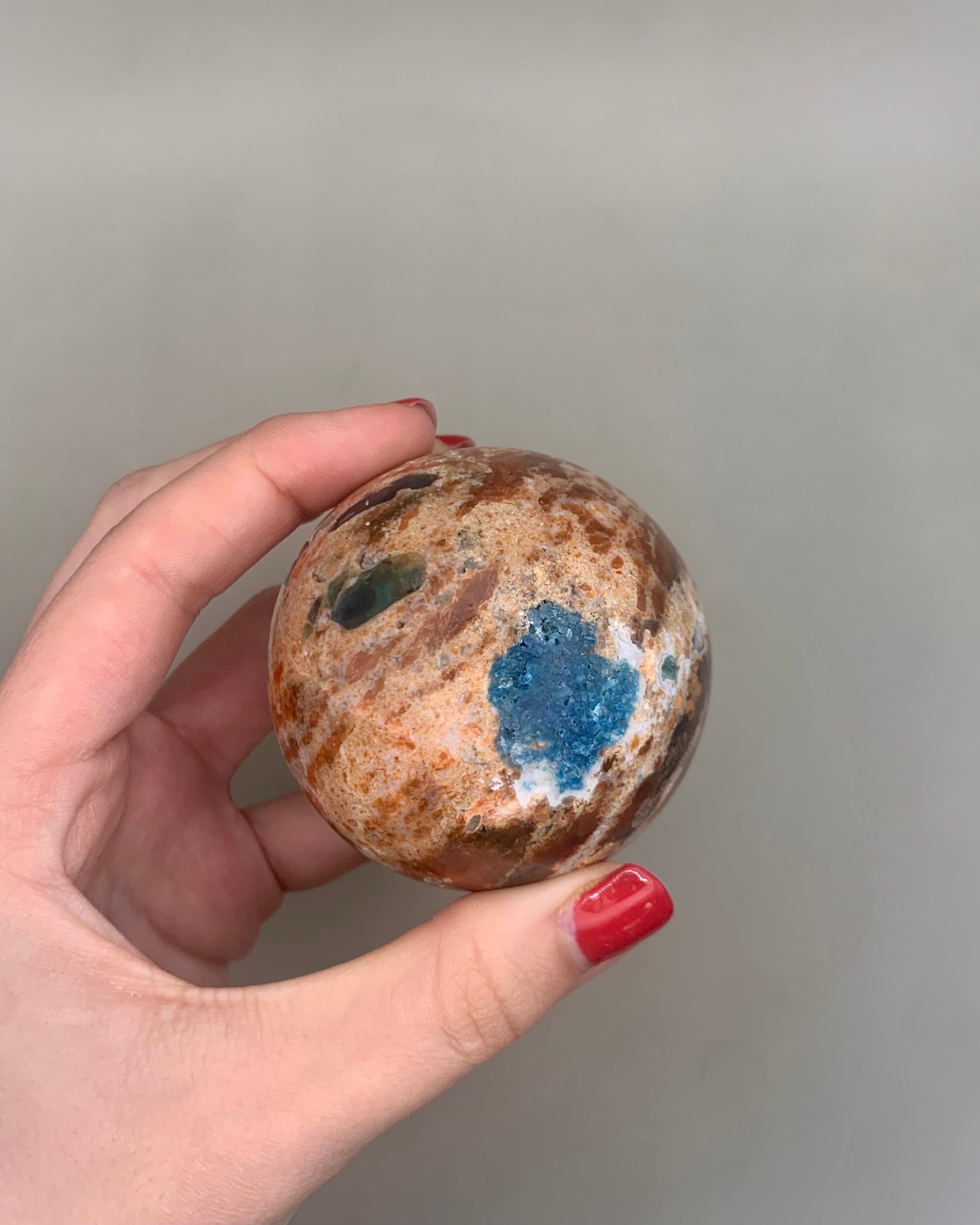Esfera de piedra sol con apatito