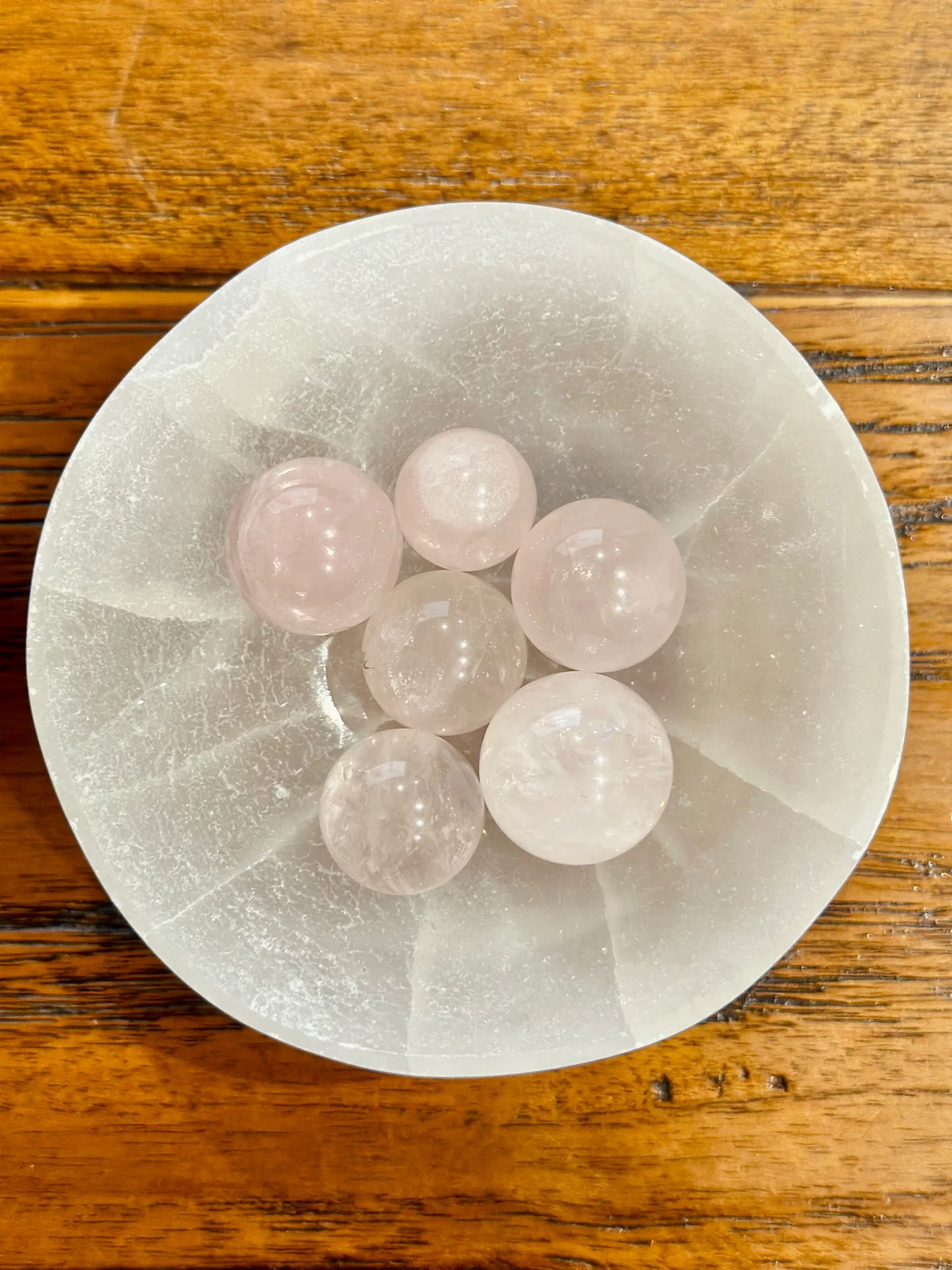 Esferas de Cuarzo Rosa - La Quinta Vidal