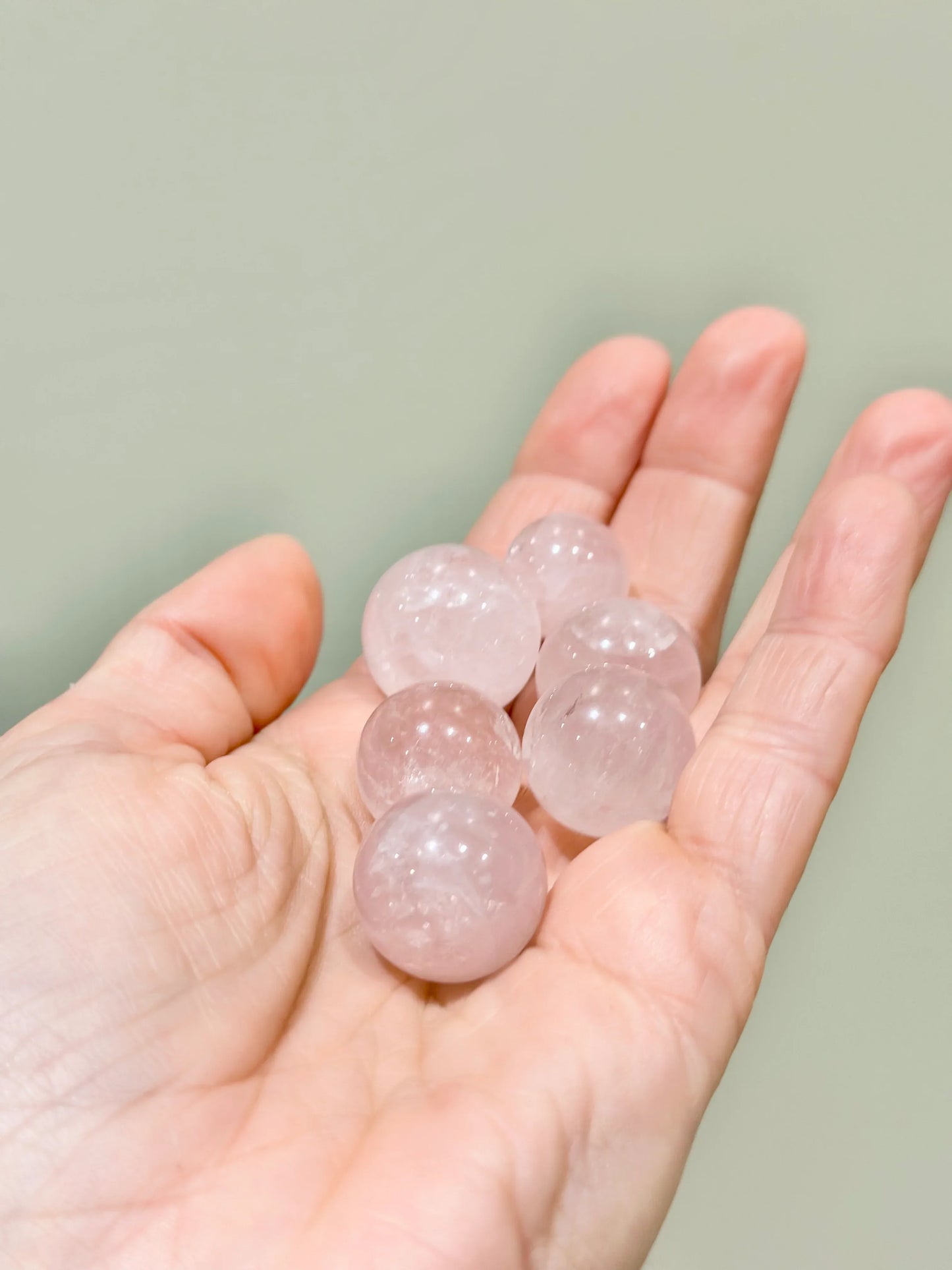 Esferas de Cuarzo Rosa - La Quinta Vidal
