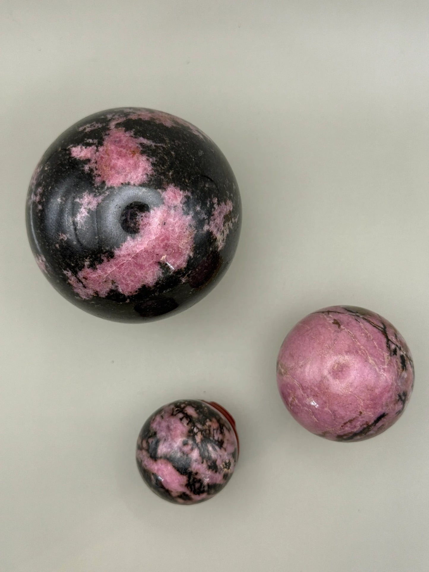 Esferas de Rodonita - La Quinta Vidal