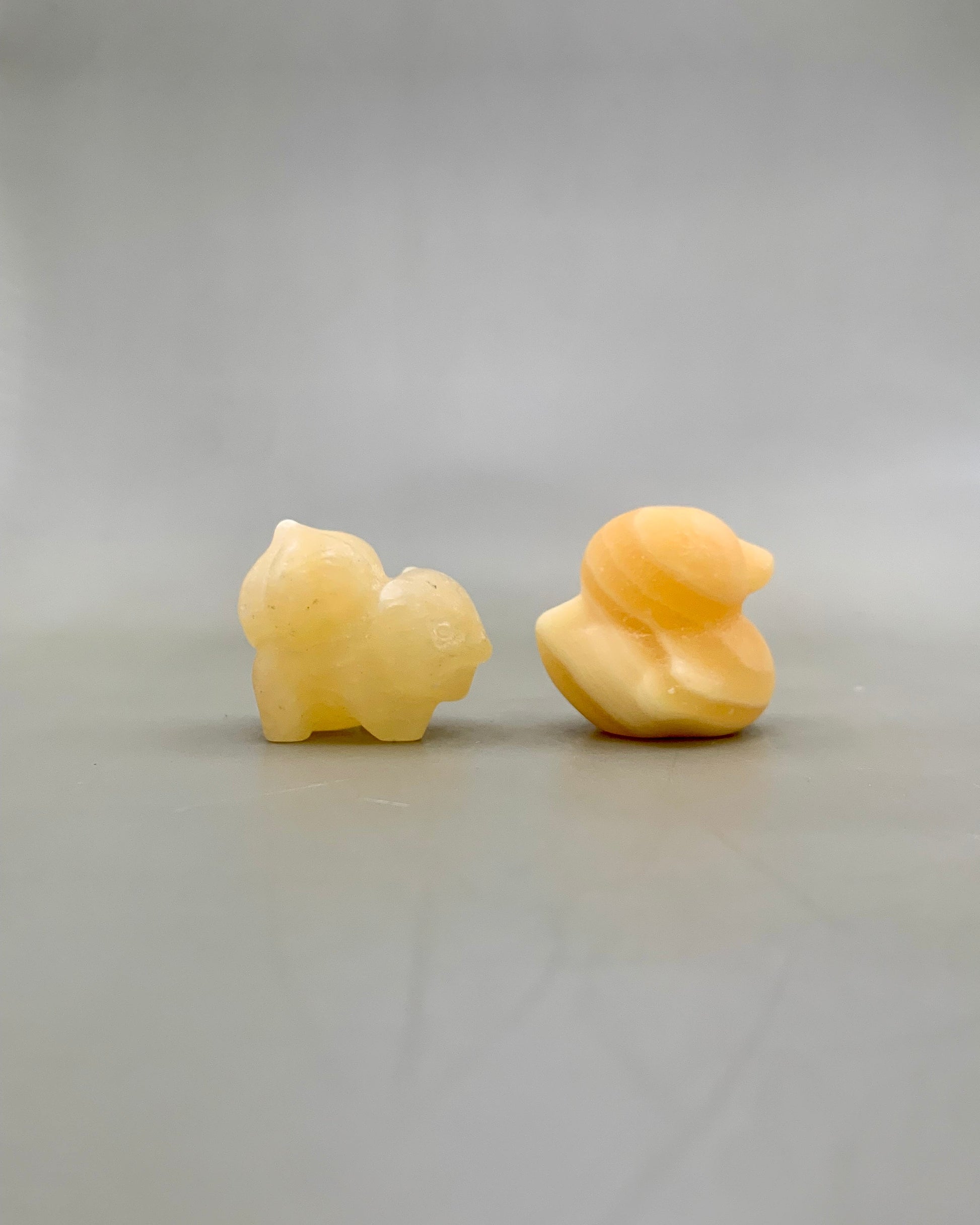 Figuras talladas de citrino