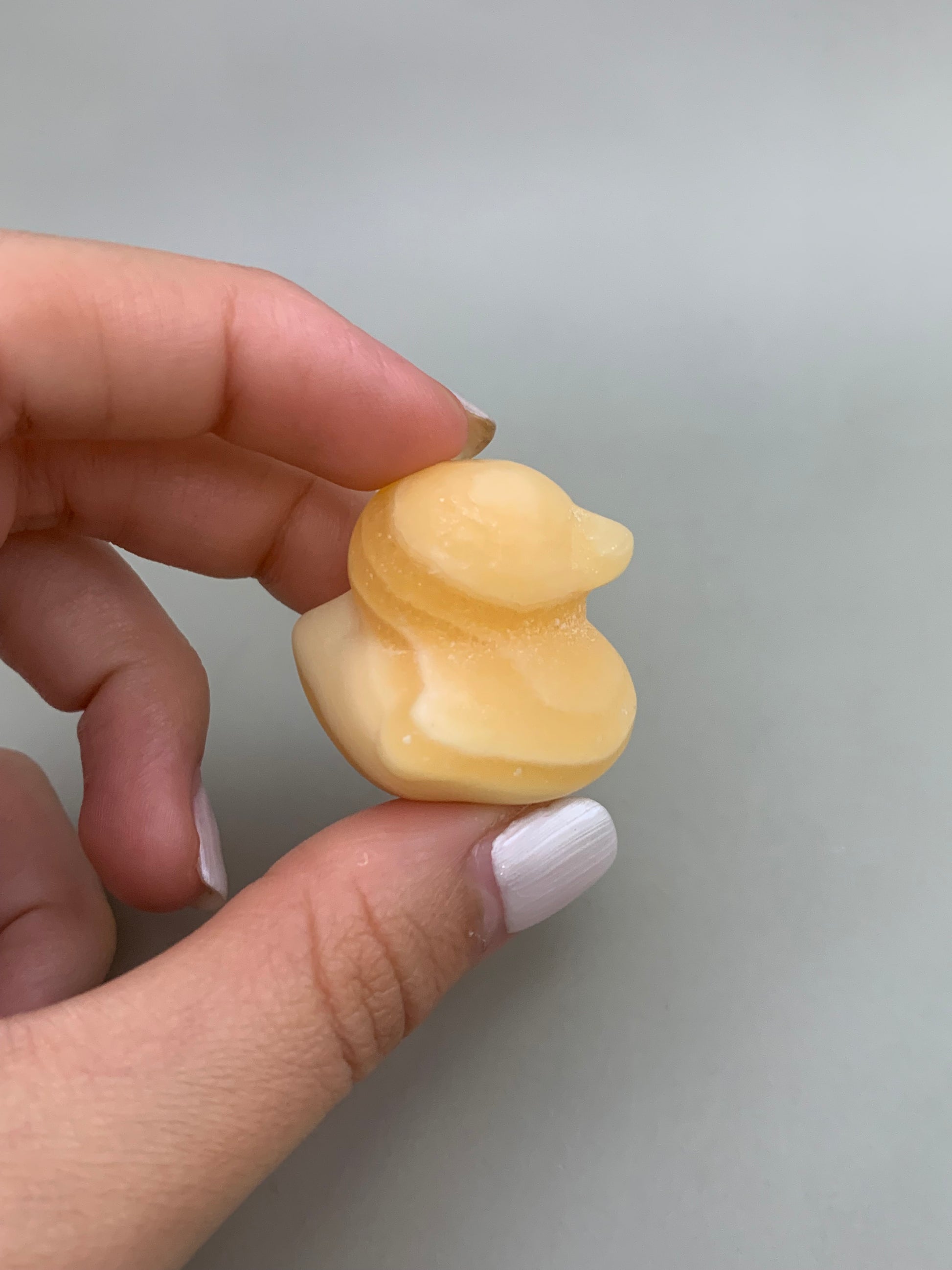 Figuras talladas de citrino