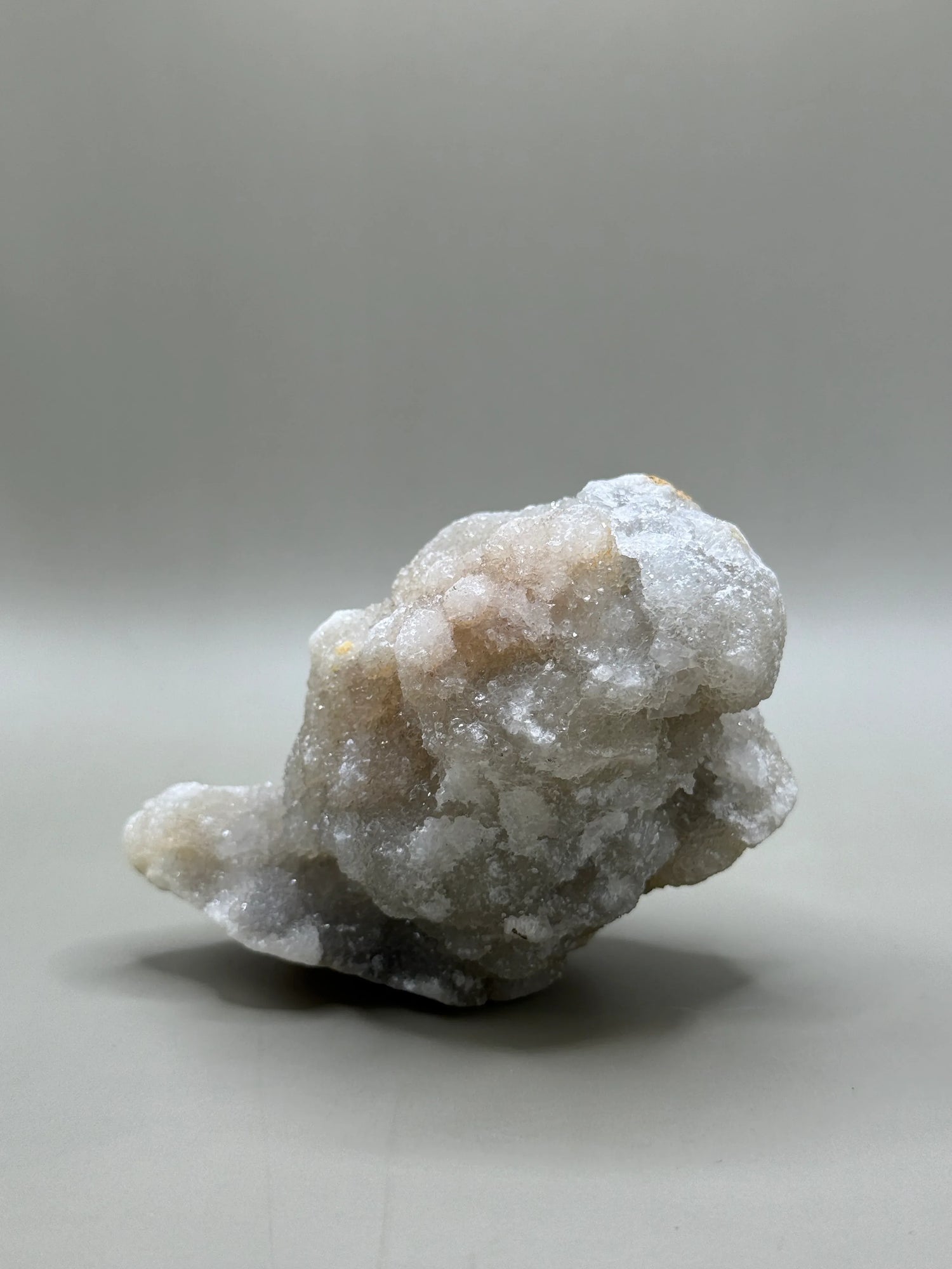 Forma libre de Apofilita - La Quinta Vidal