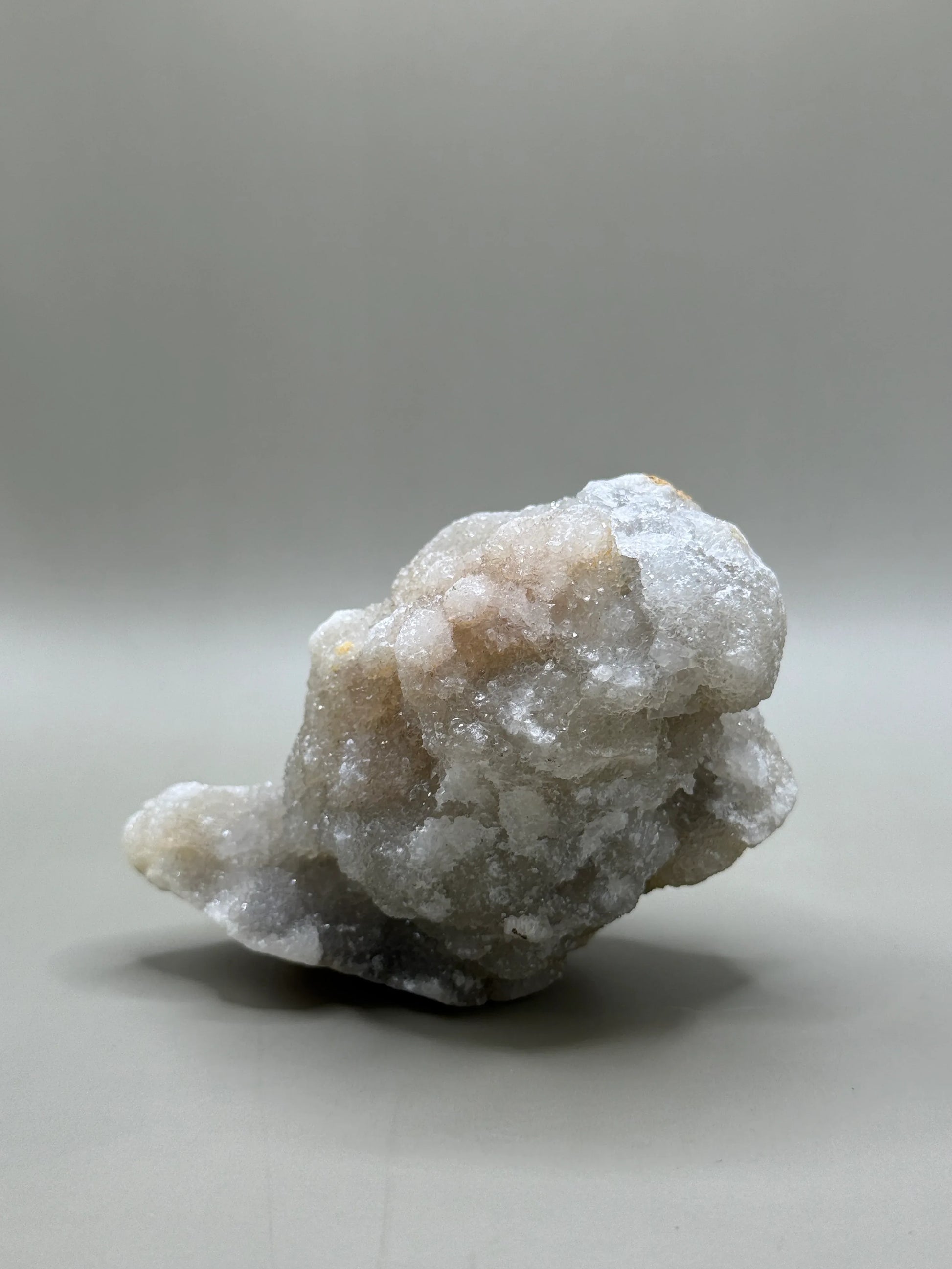 Forma libre de mineral apofilita