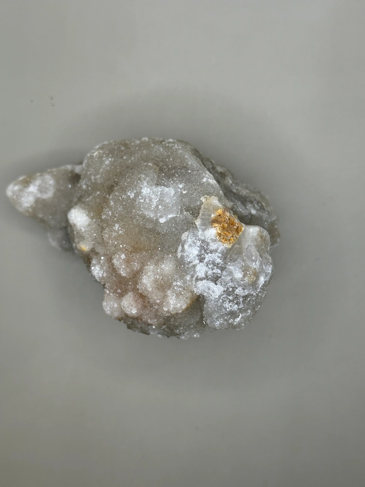 Forma libre de mineral apofilita