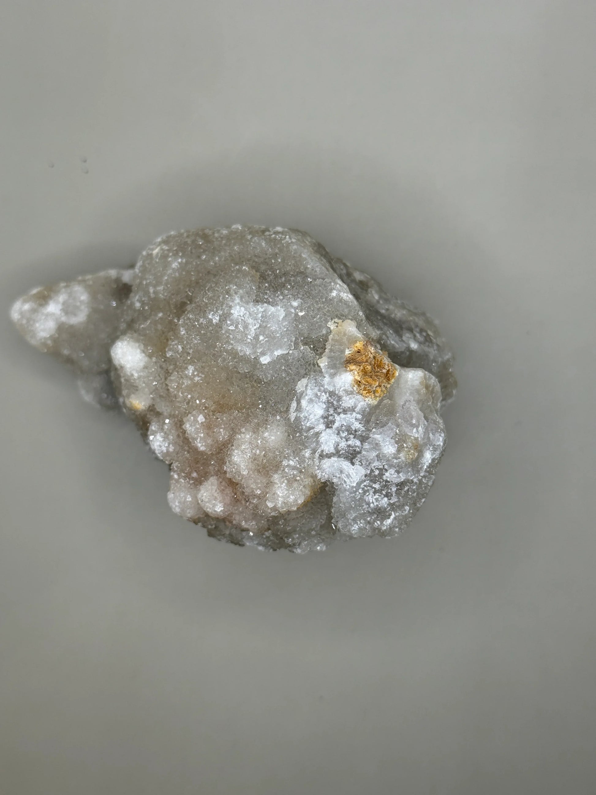 Forma libre de mineral apofilita