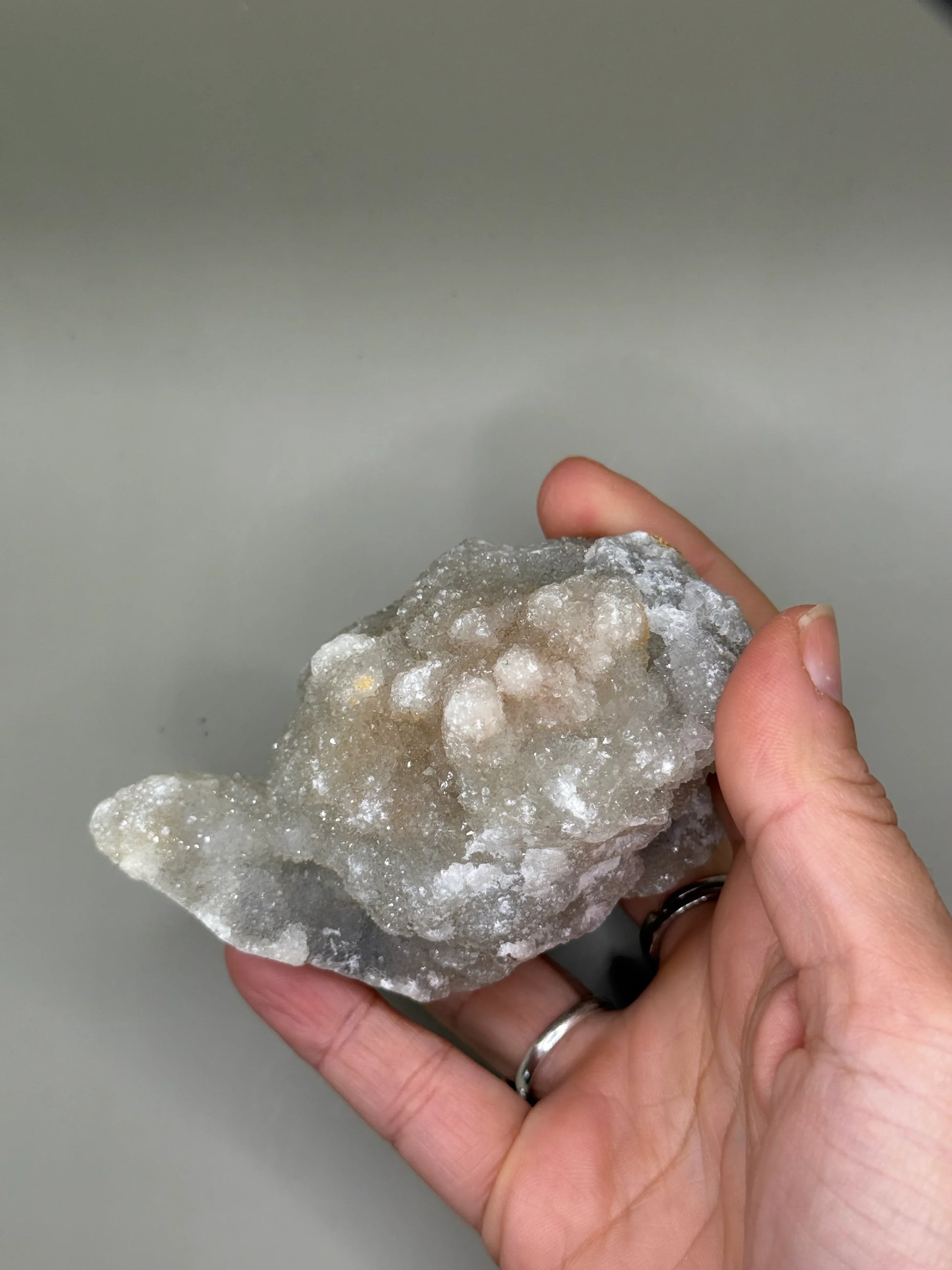 Forma libre de mineral apofilita