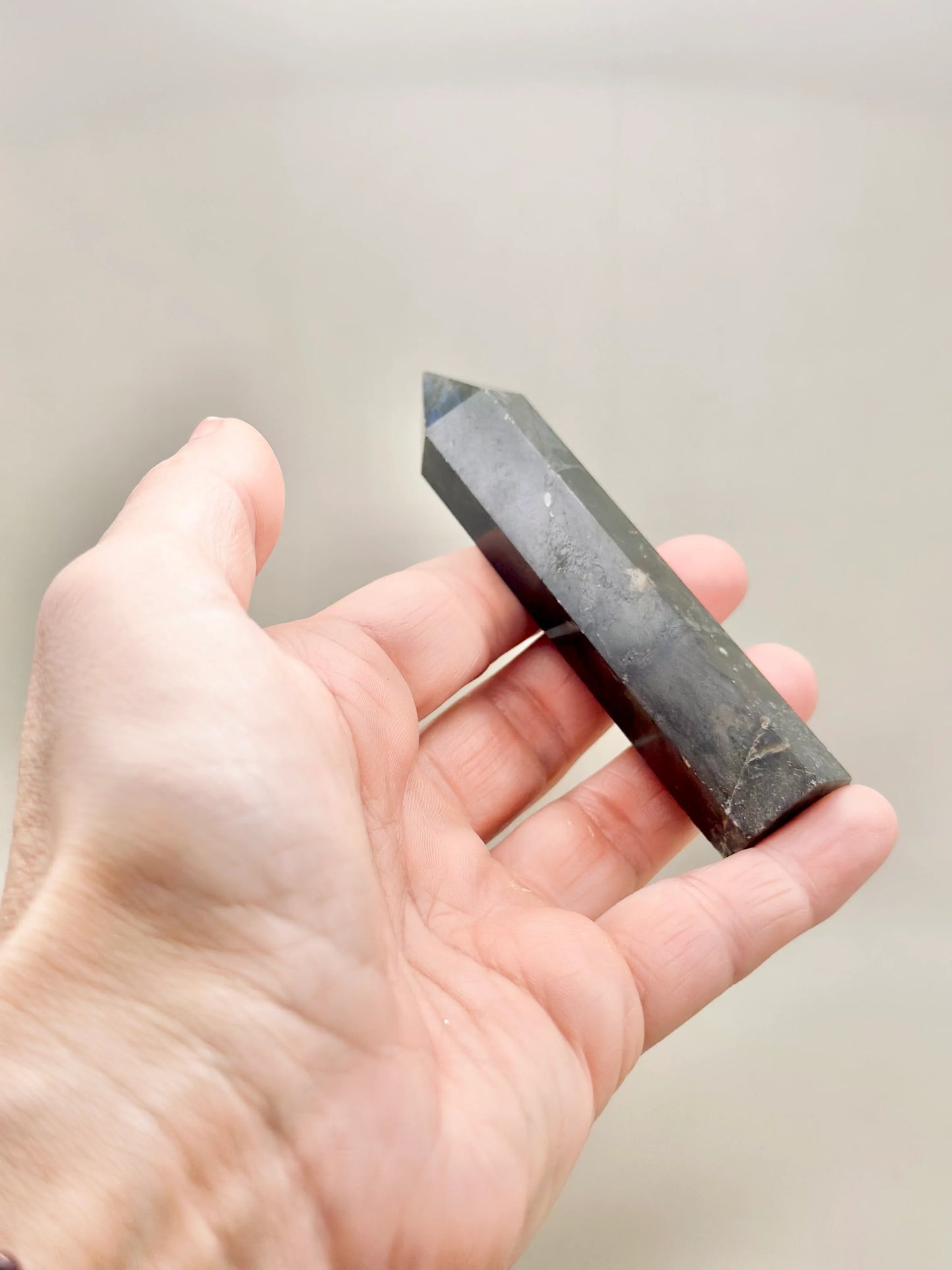 Generador punta de Labradorita - La Quinta Vidal