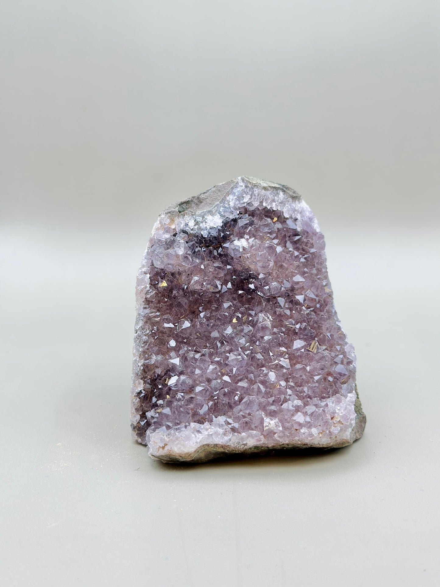 Fragmento de geoda de amatista