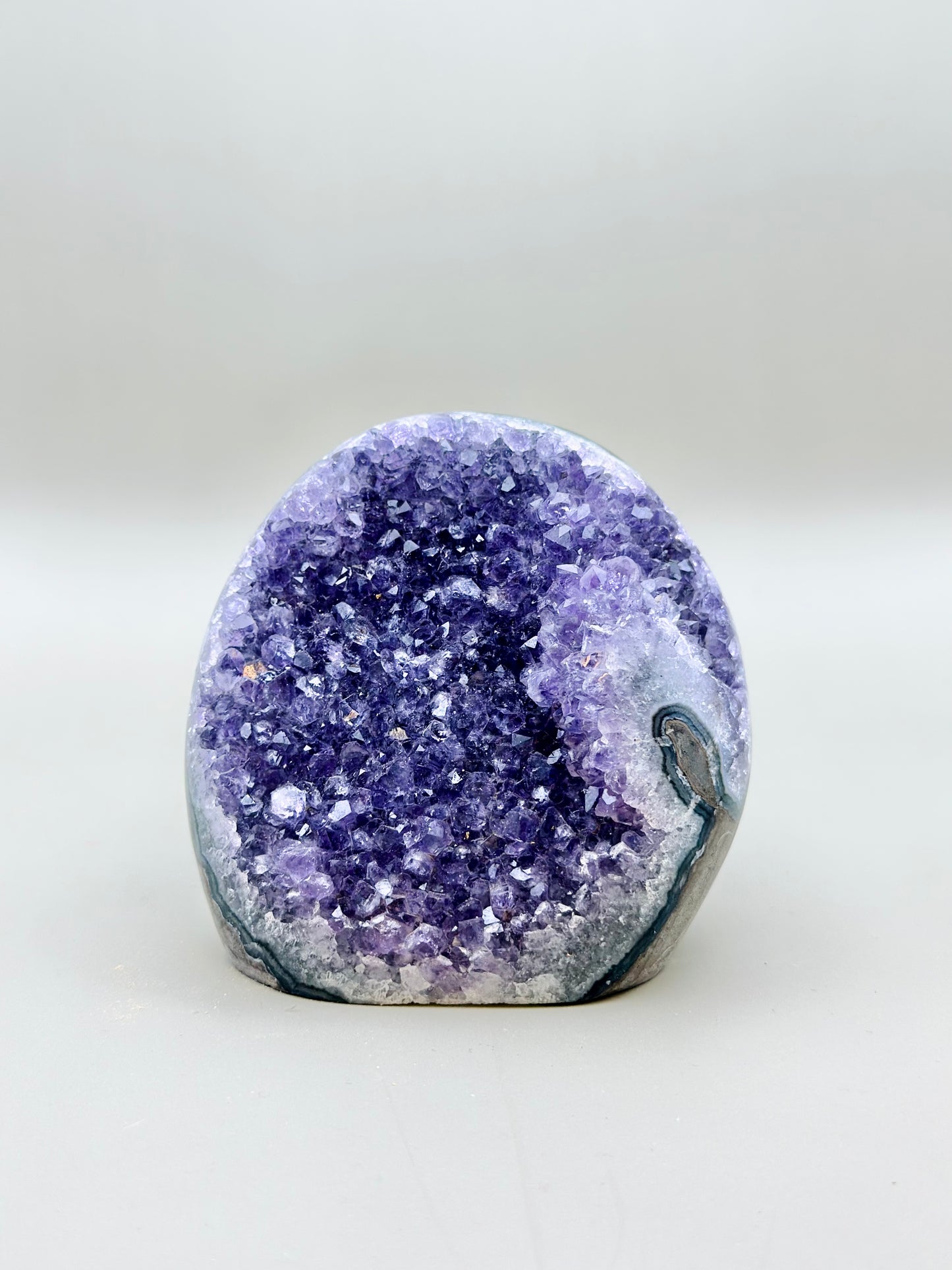 Fragmento de geoda de amatista