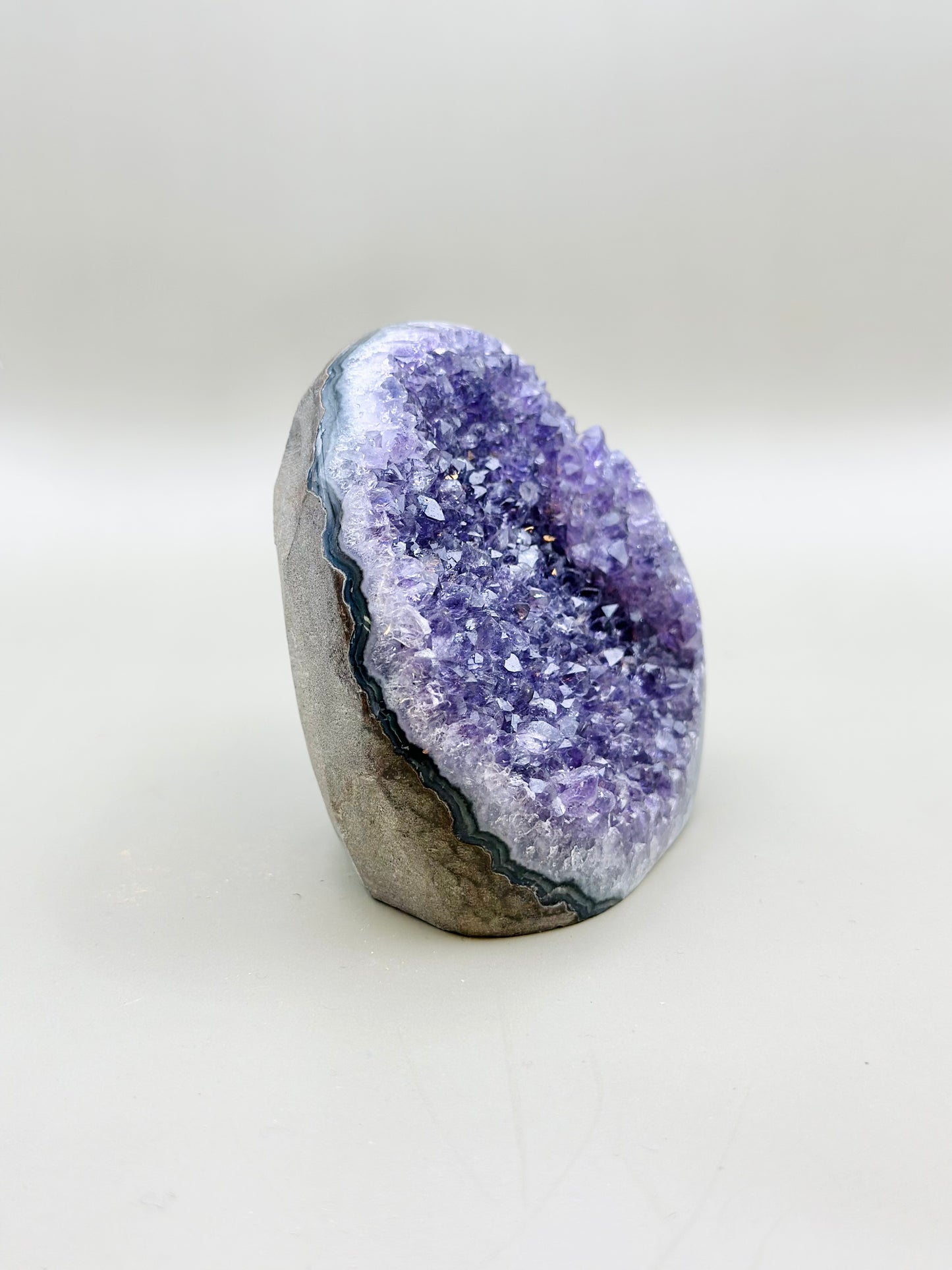 Fragmento de geoda de amatista