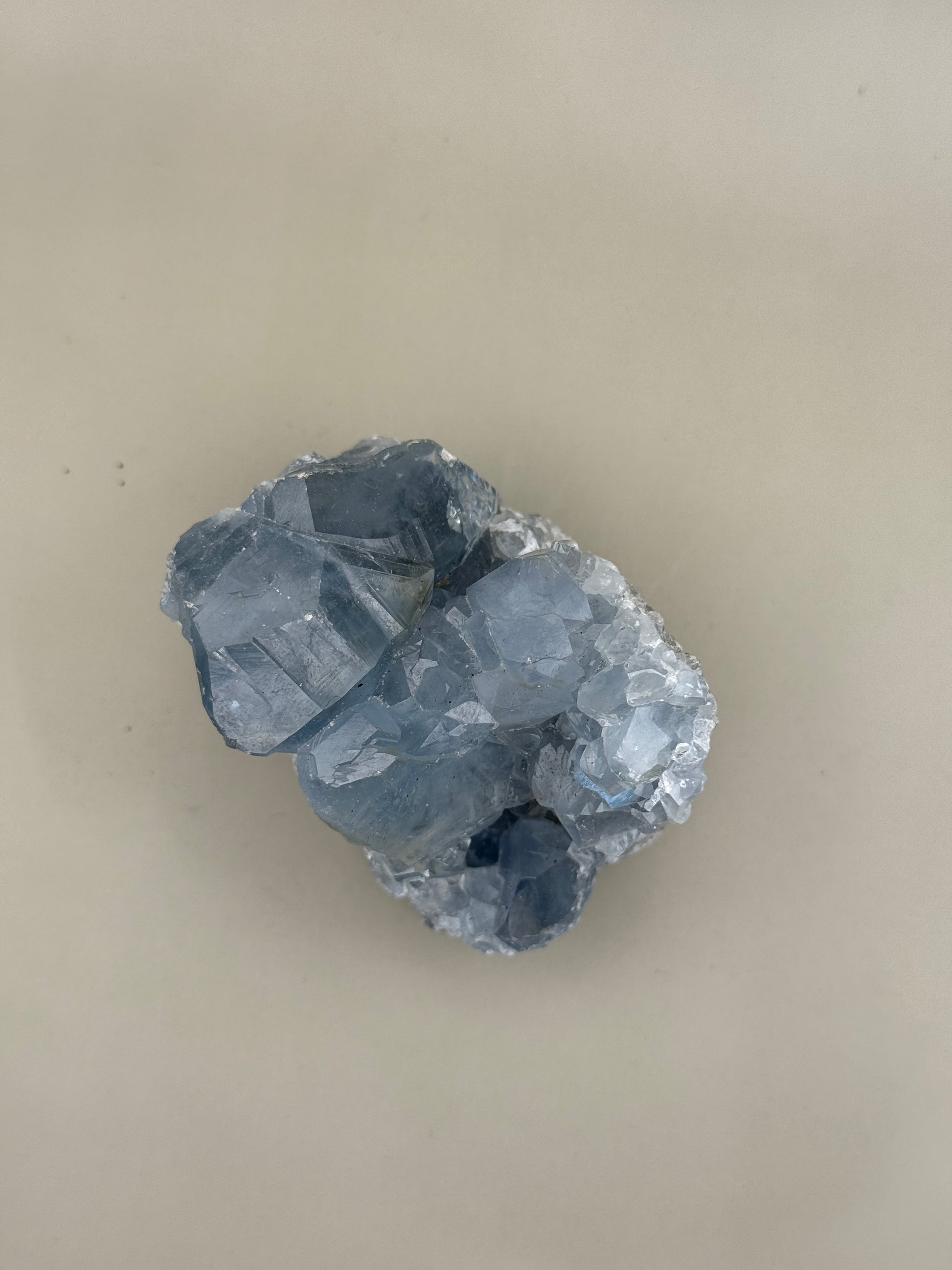 Geoda de mineral celestina