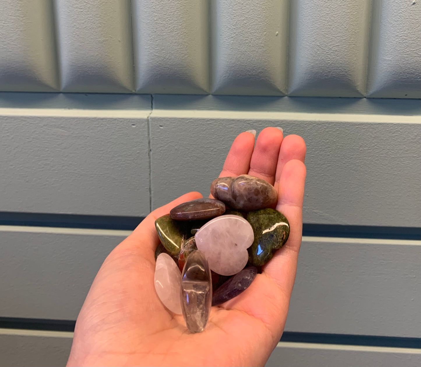 Pack sorpresa de corazones de minerales variados