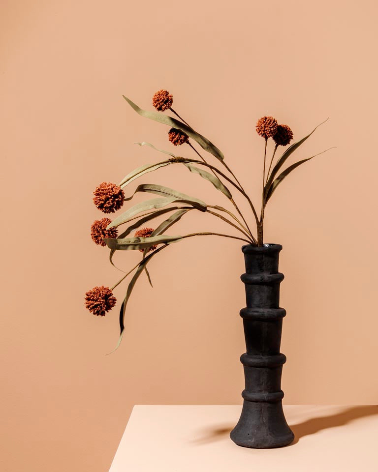 Jarrón decorativo negro 