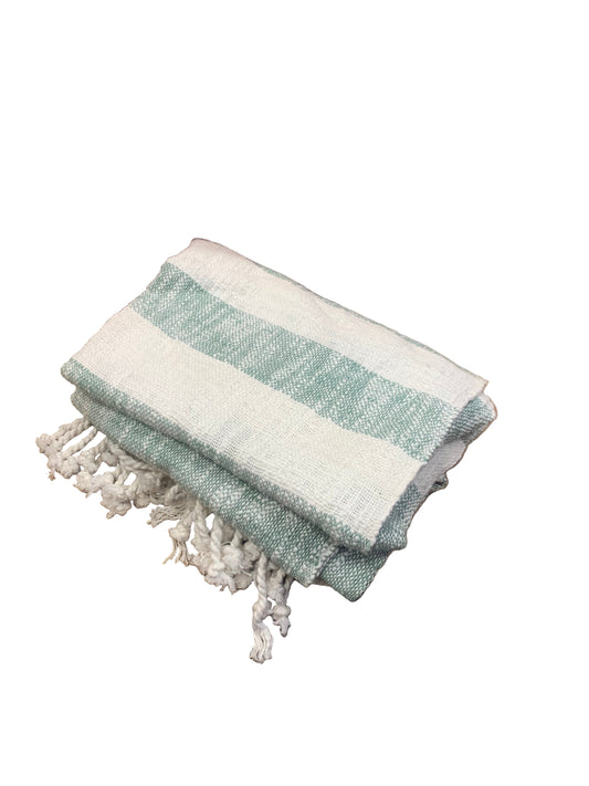 Manta geométrica con flecos