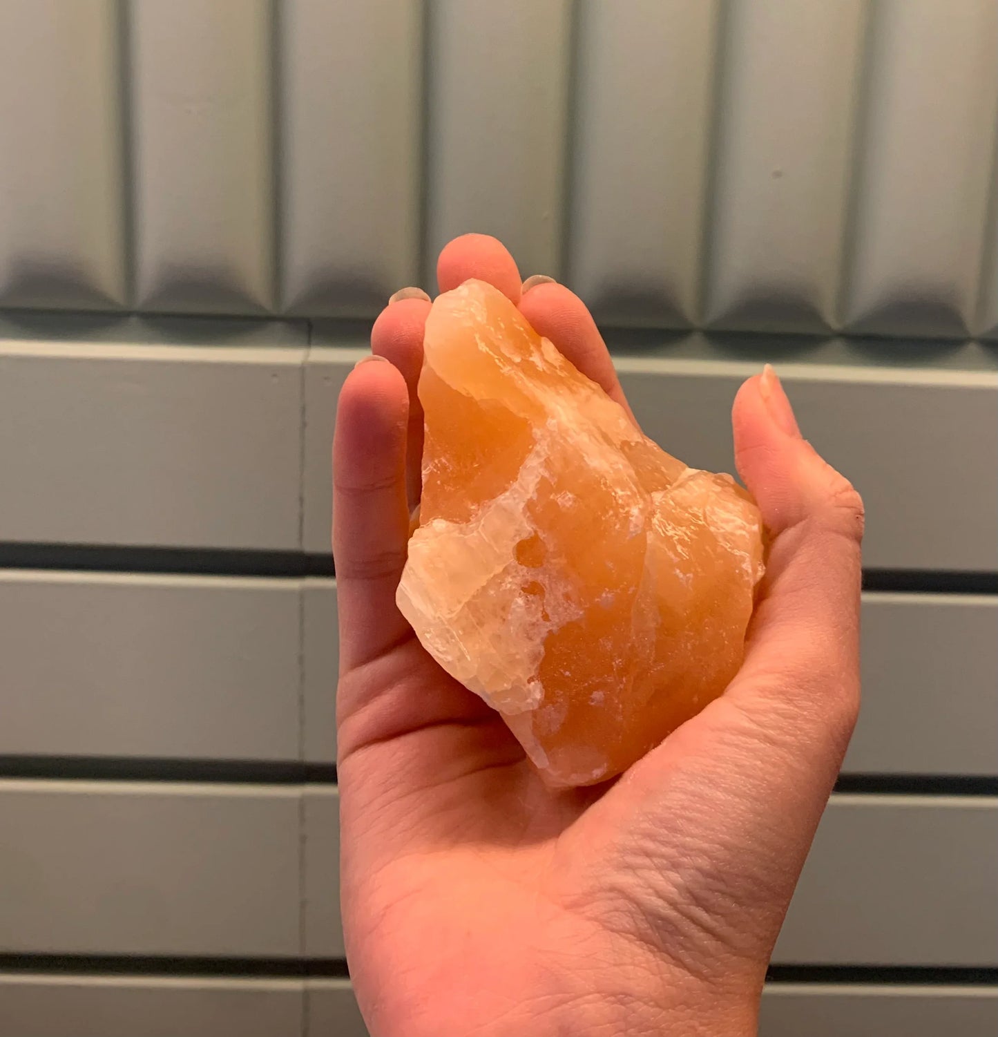 Masivo de calcita naranja