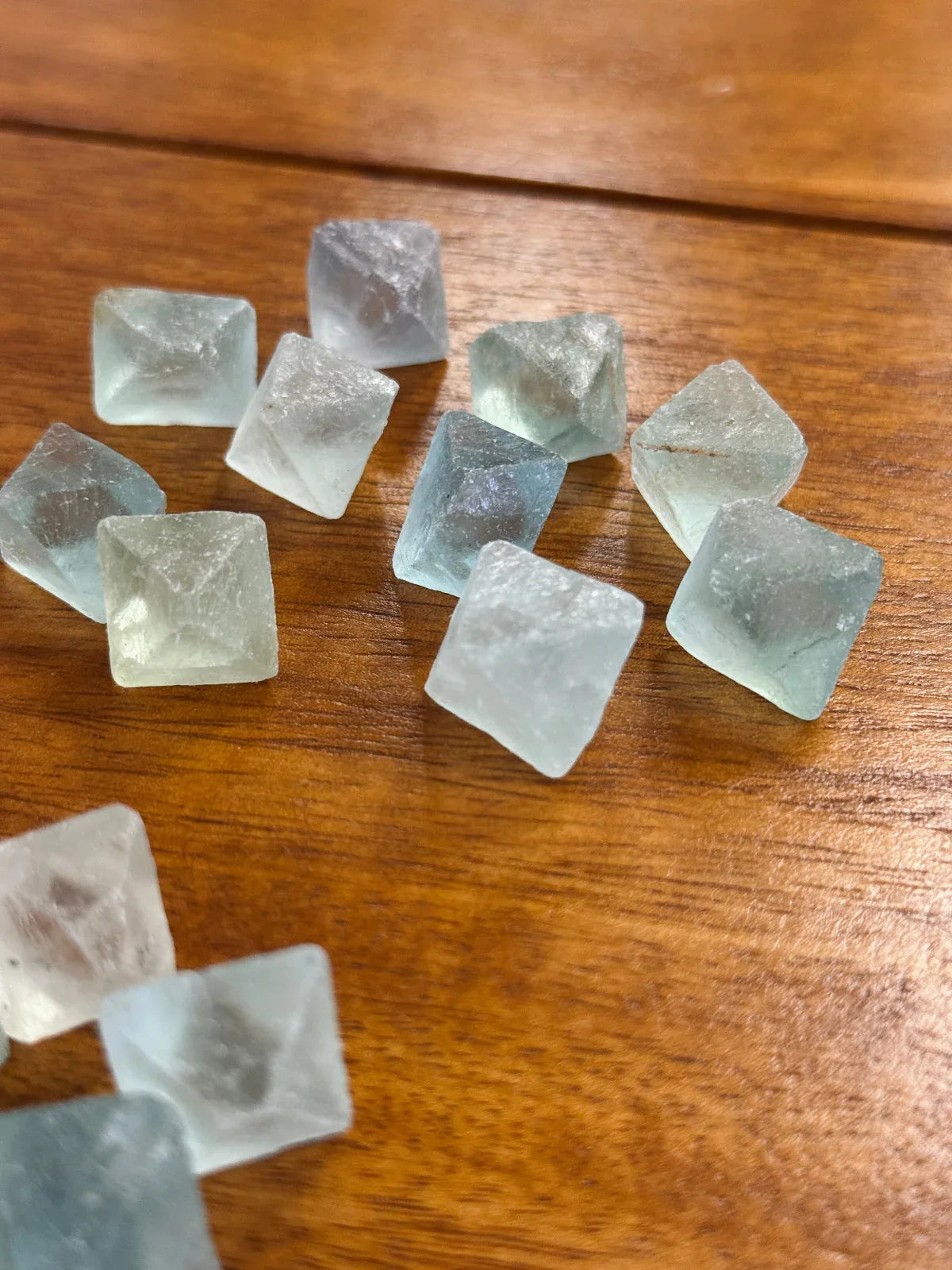 Octógonos de Fluorita Multicolor - La Quinta Vidal