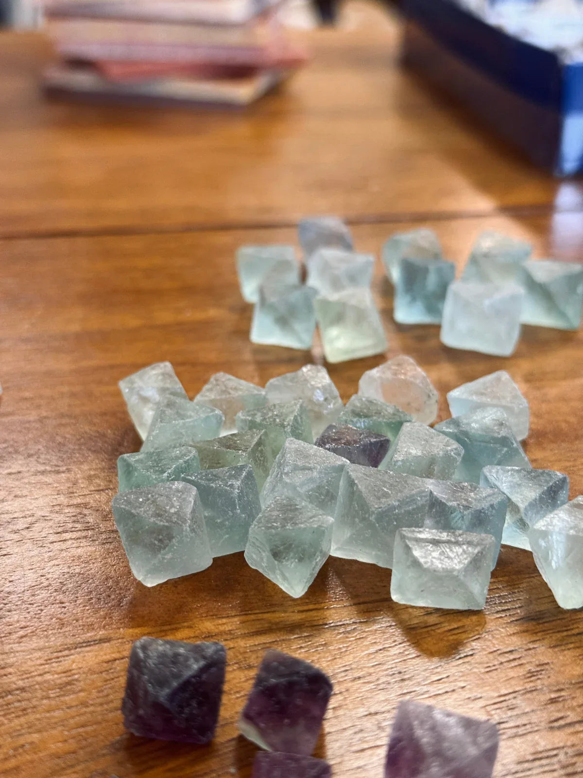 Octógonos de Fluorita Multicolor - La Quinta Vidal