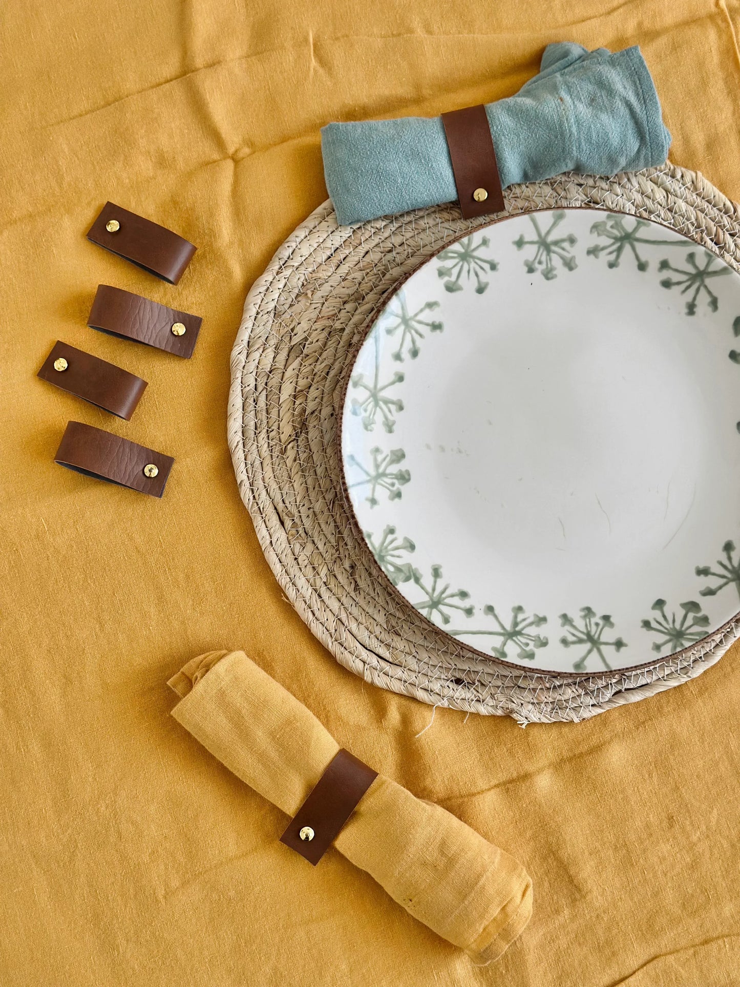 Pareja de servilleteros de cuero y metal - La Quinta Vidal