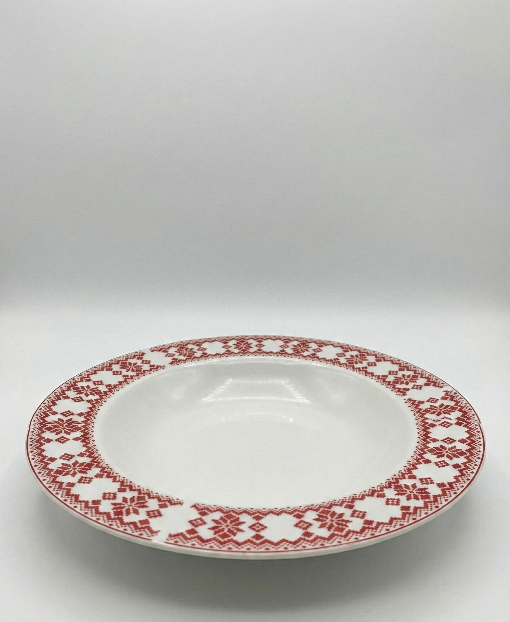 Plato hondo rojo de navidad en porcelana