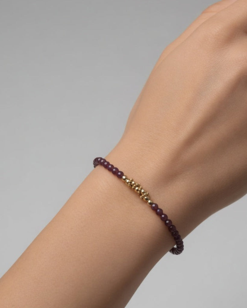 Pulsera aléa dorada con minerales