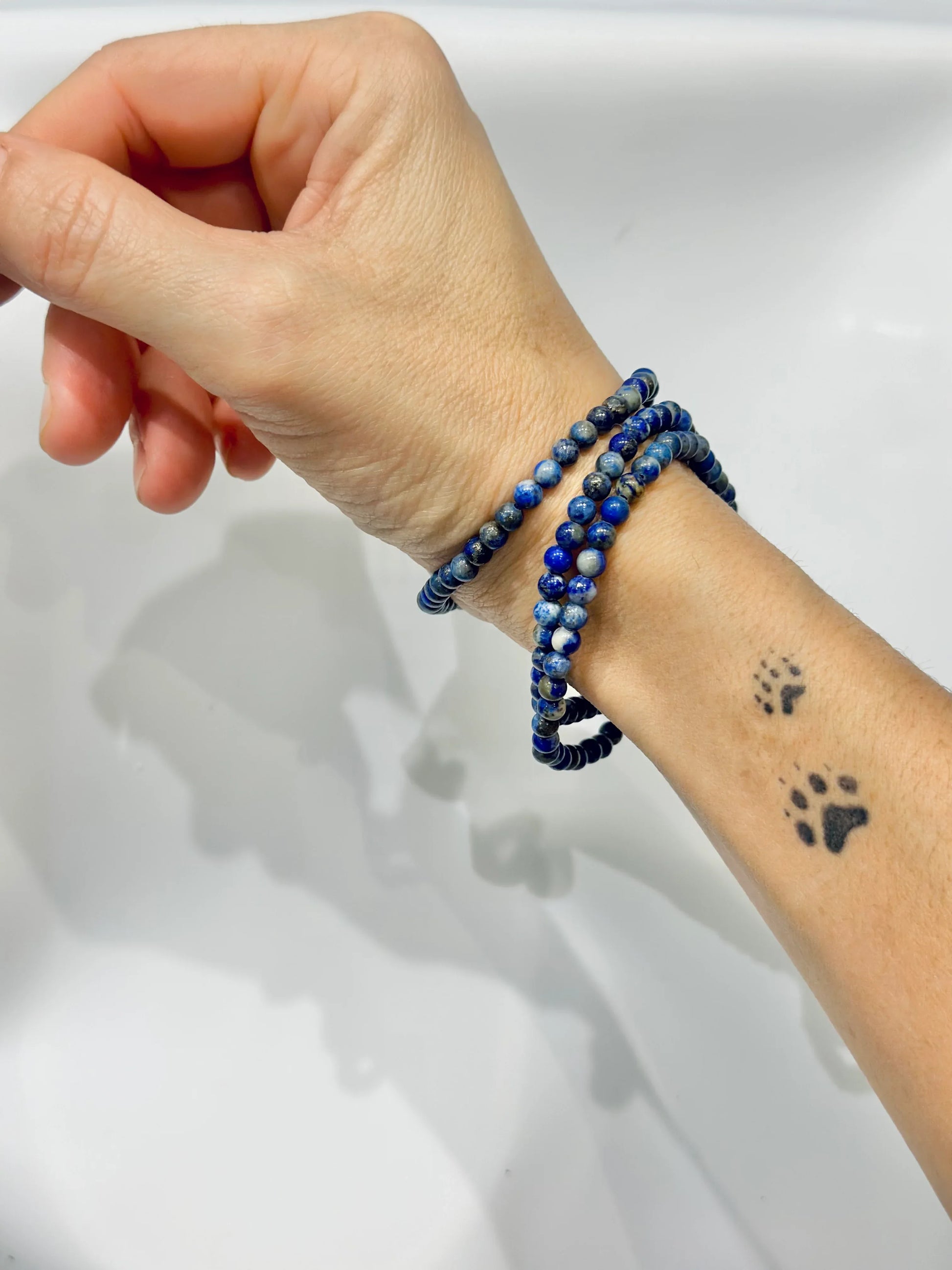 Pulsera de bolas de Lapislazuli - La Quinta Vidal