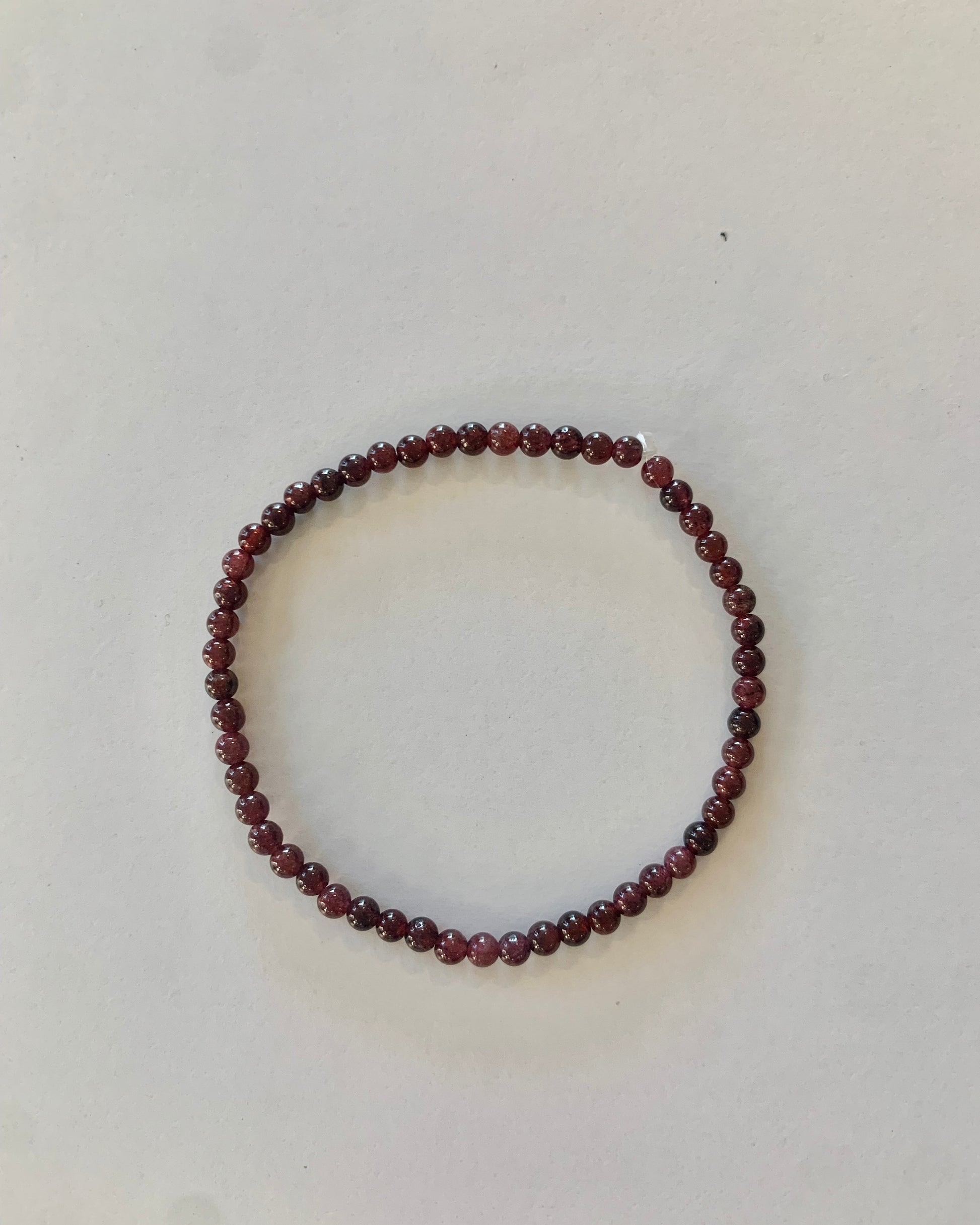 Pulsera de bolas de granate