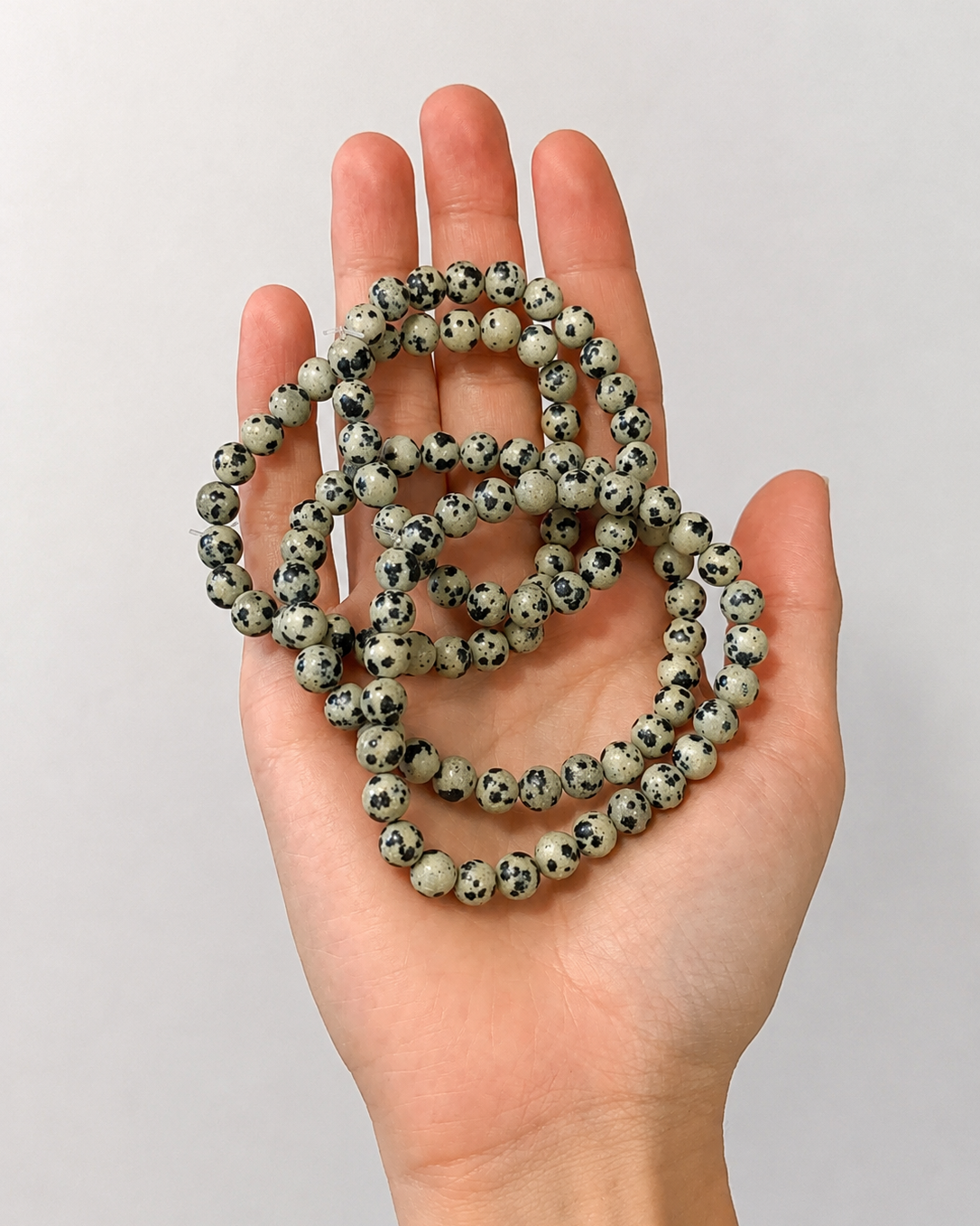 Pulsera de bolas de jaspe dálmata 