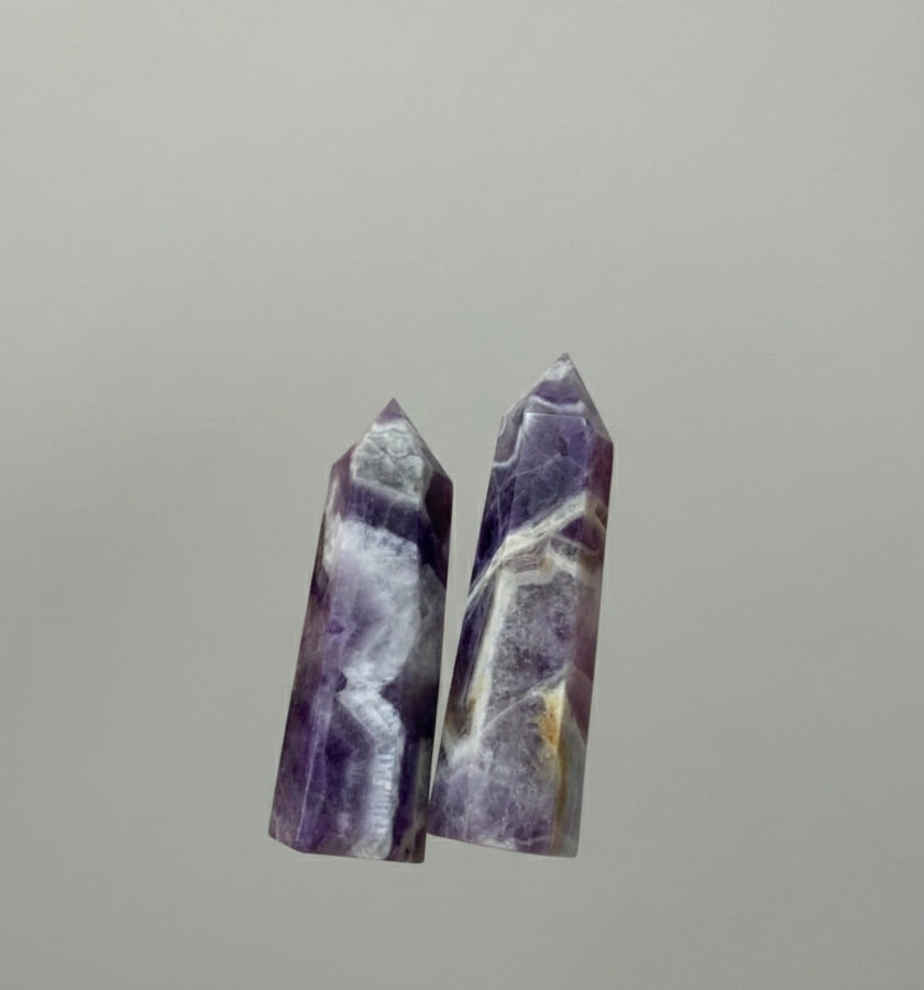 Punta generador de amatista chevron